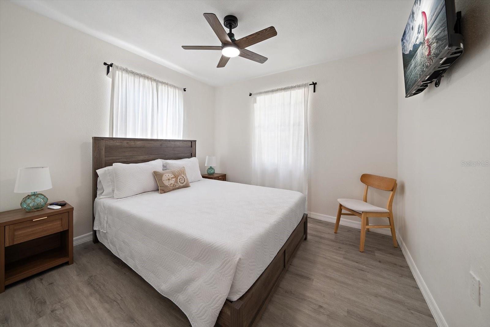 608 BAY ESPLANADE, CLEARWATER BEACH, FL, 33767