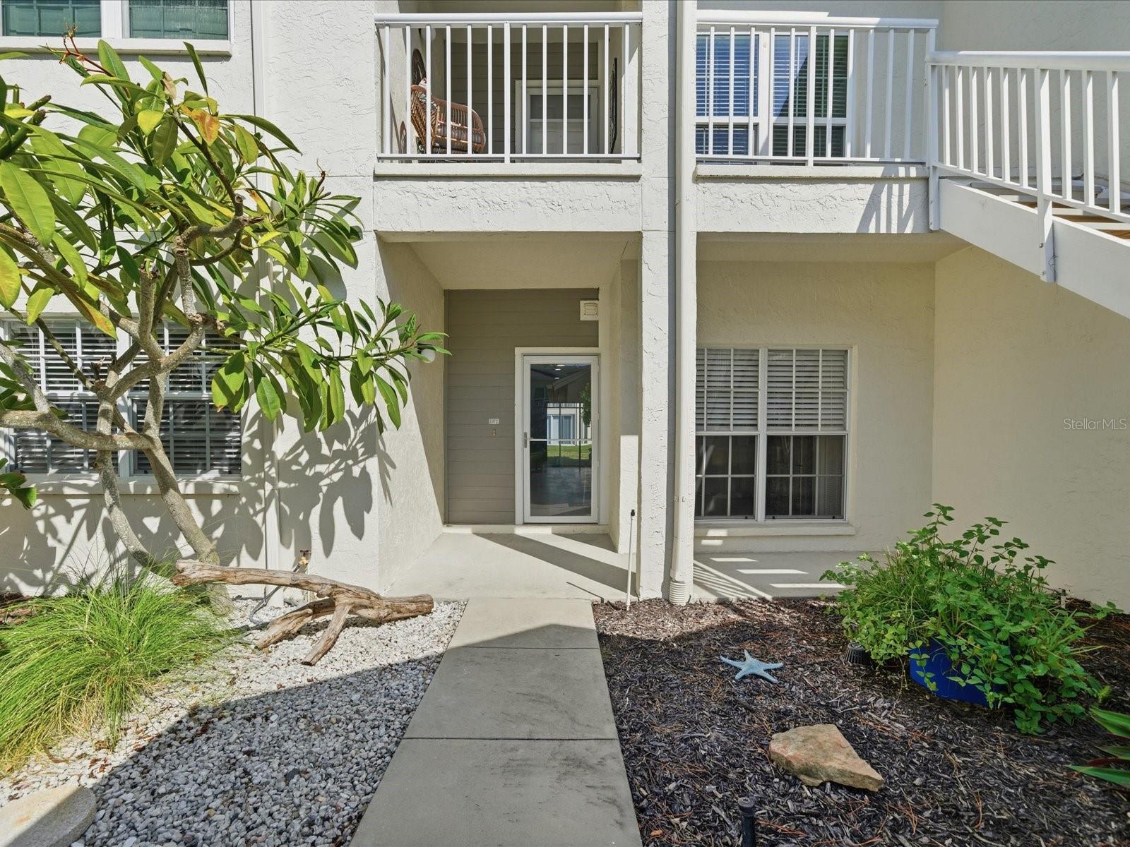 Welcome to 11520 Shipwatch Dr. #1372