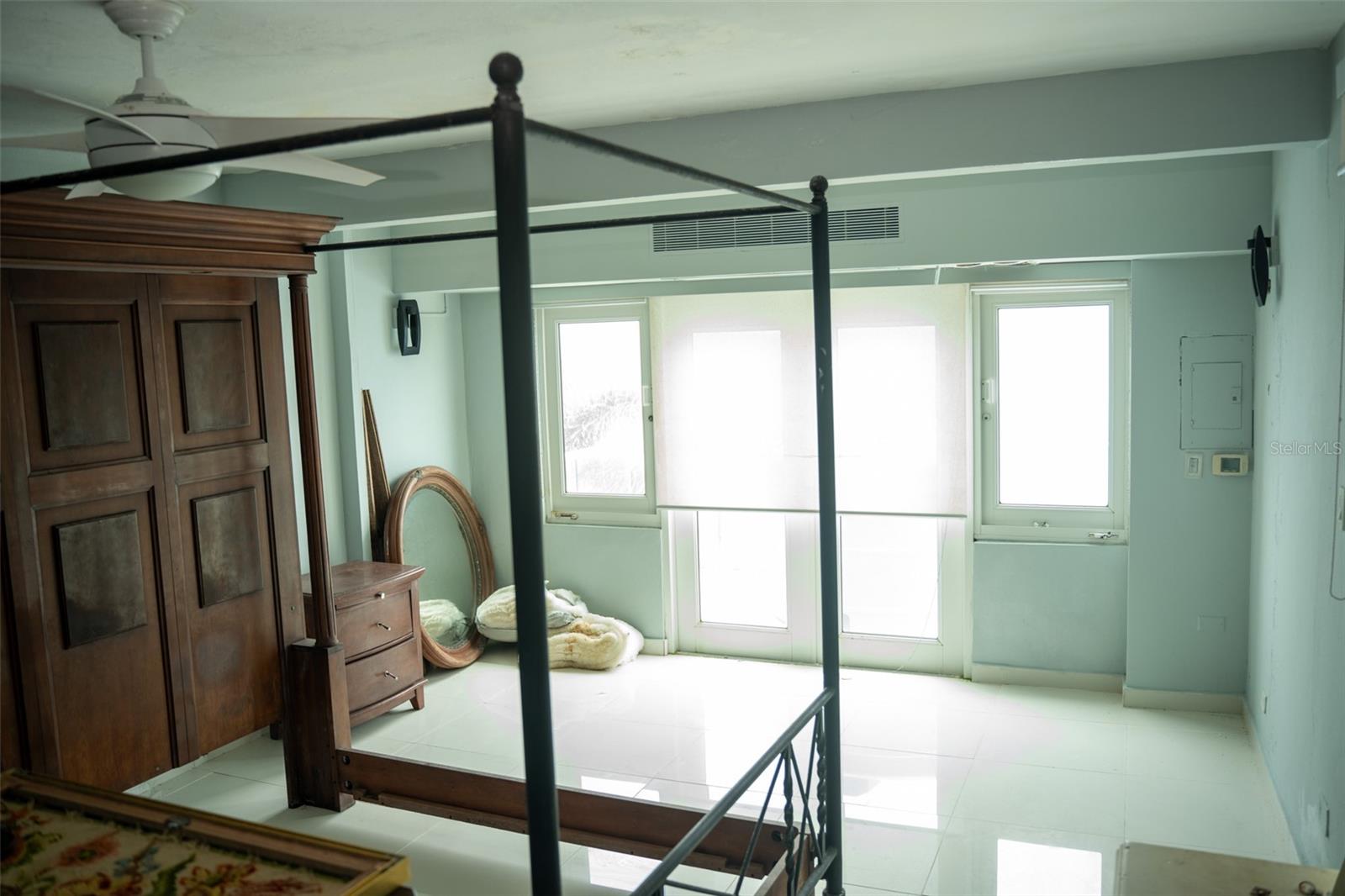 PR9114070 Property Photo