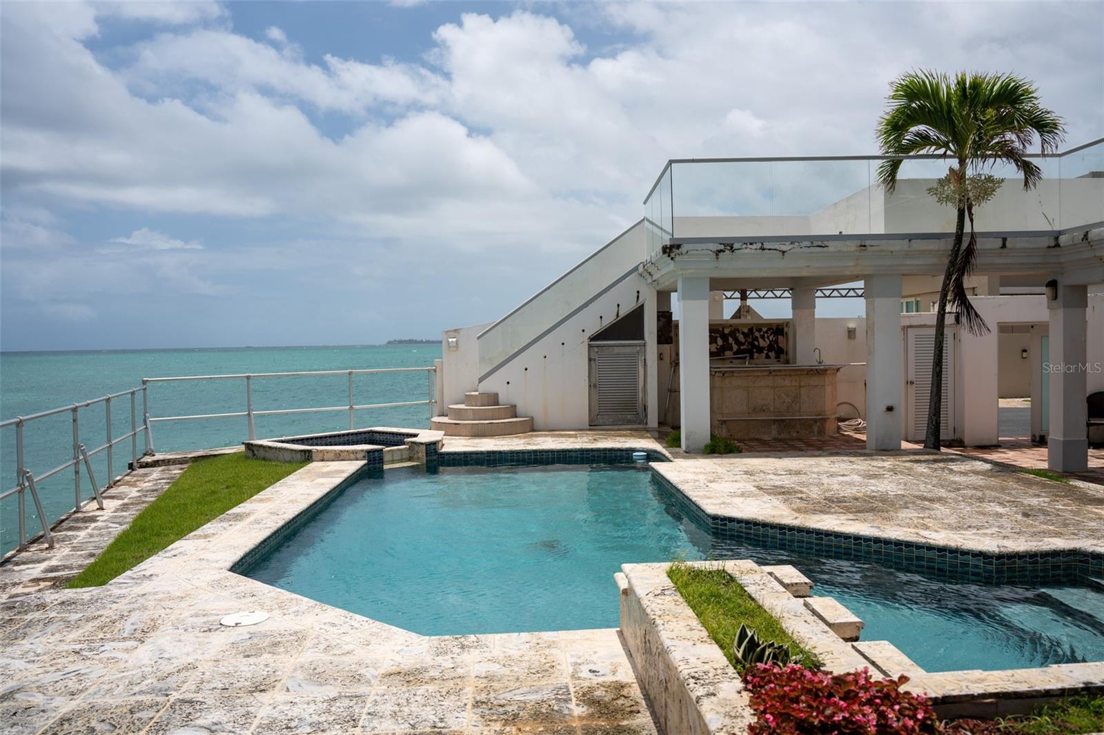 PR9114070 Property Photo