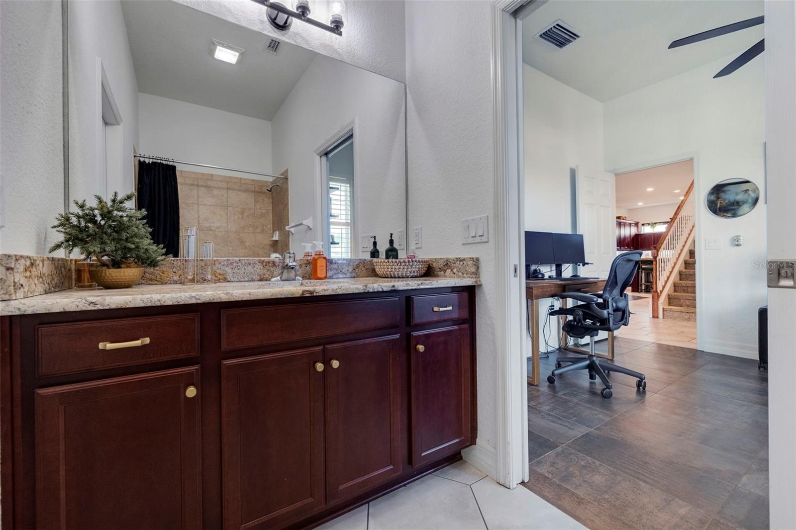 205 BENGAL CIR, OLDSMAR, FL, 34677