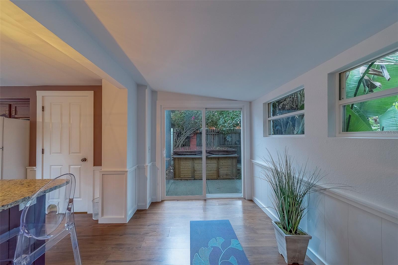 2412 BURLINGTON AVE N, ST PETERSBURG, FL, 33713