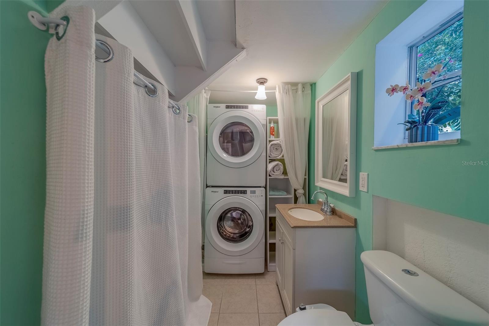 2412 BURLINGTON AVE N, ST PETERSBURG, FL, 33713