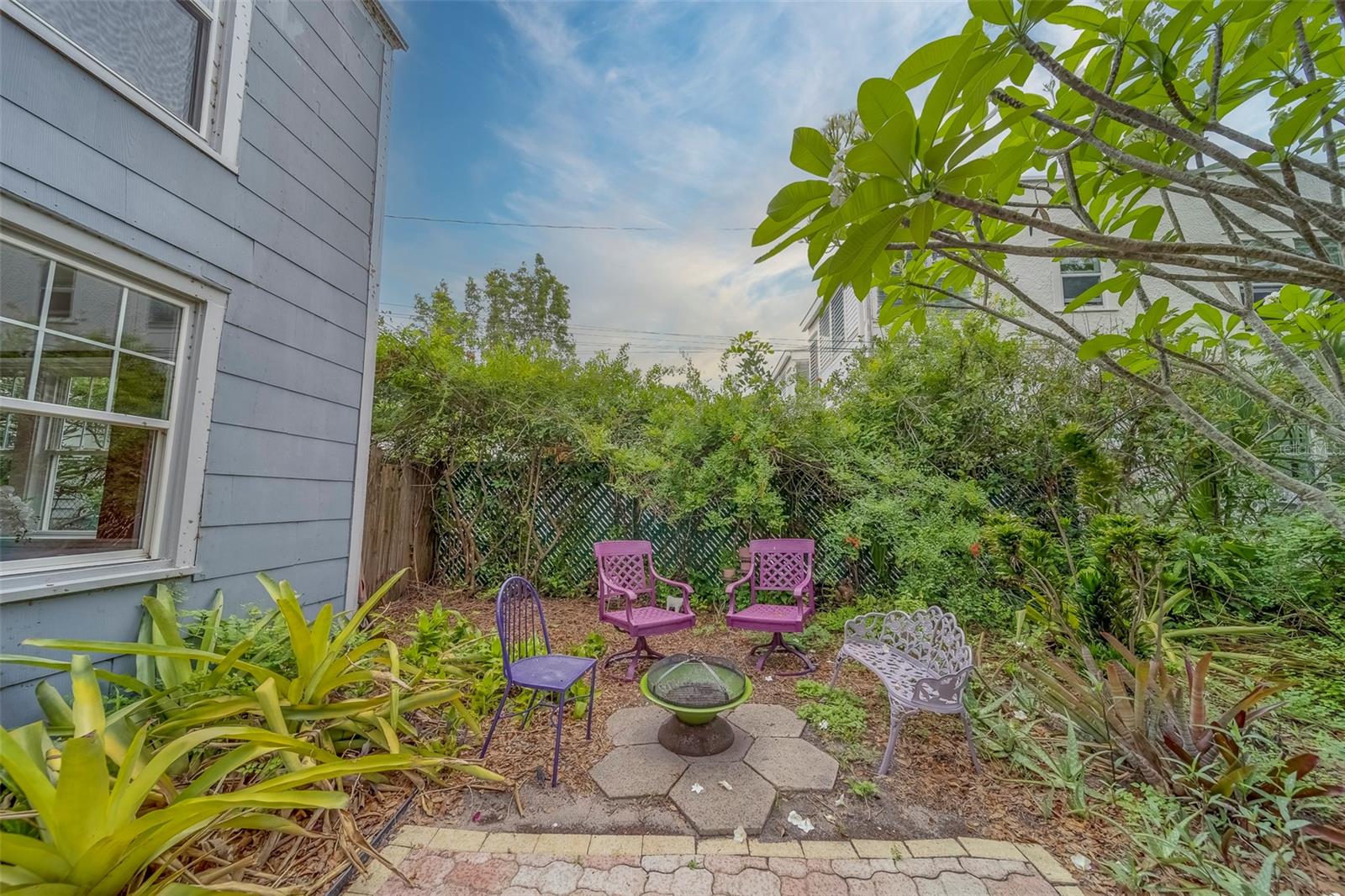 2412 BURLINGTON AVE N, ST PETERSBURG, FL, 33713