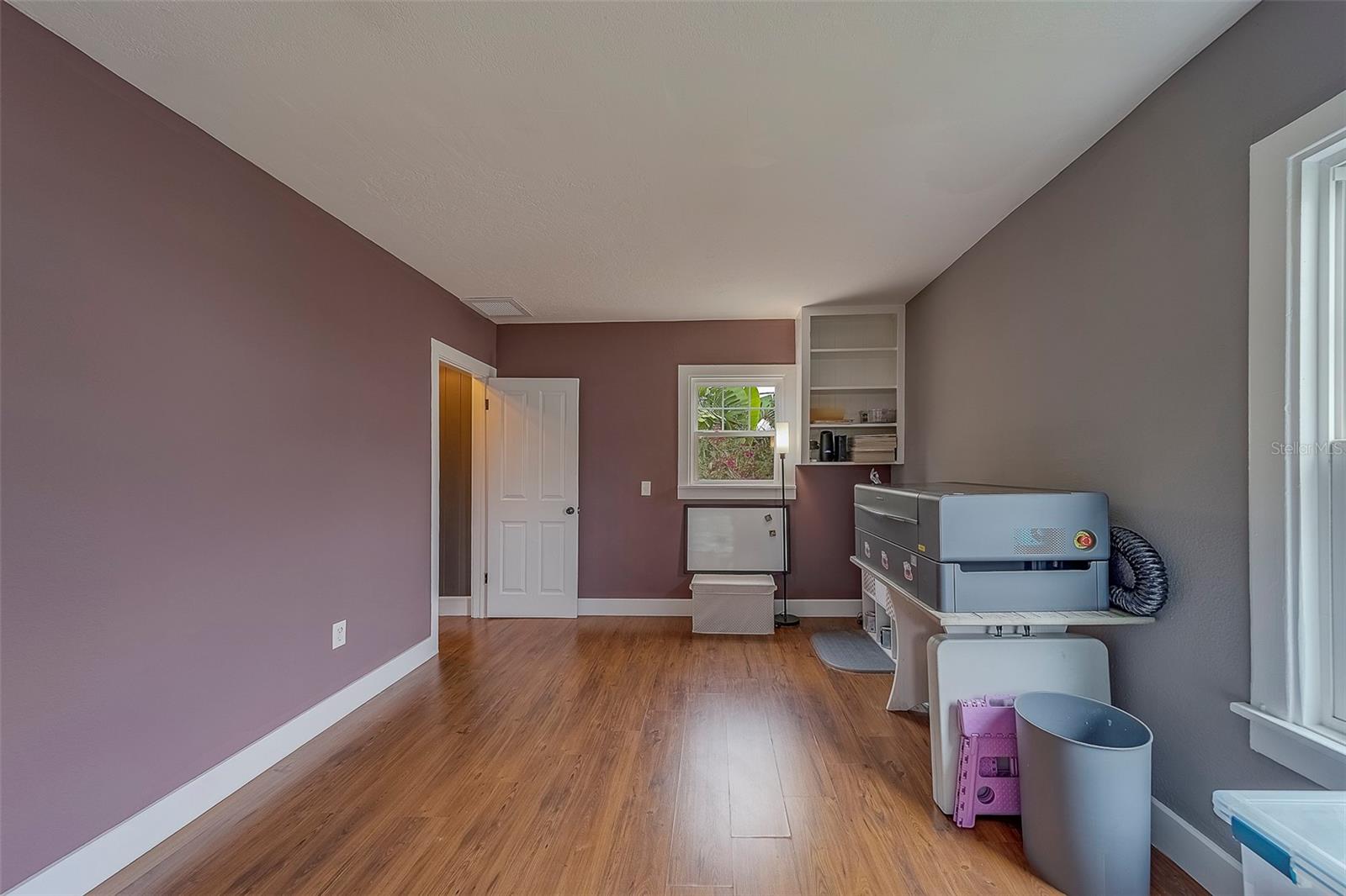 2412 BURLINGTON AVE N, ST PETERSBURG, FL, 33713