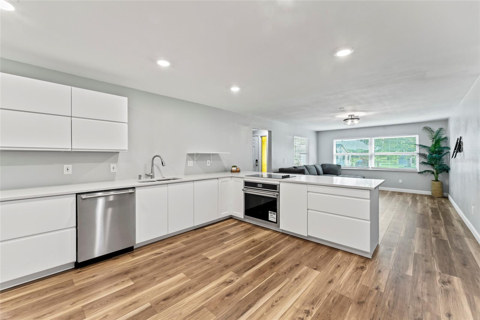 1127 WYATT ST N, CLEARWATER, FL, 33756