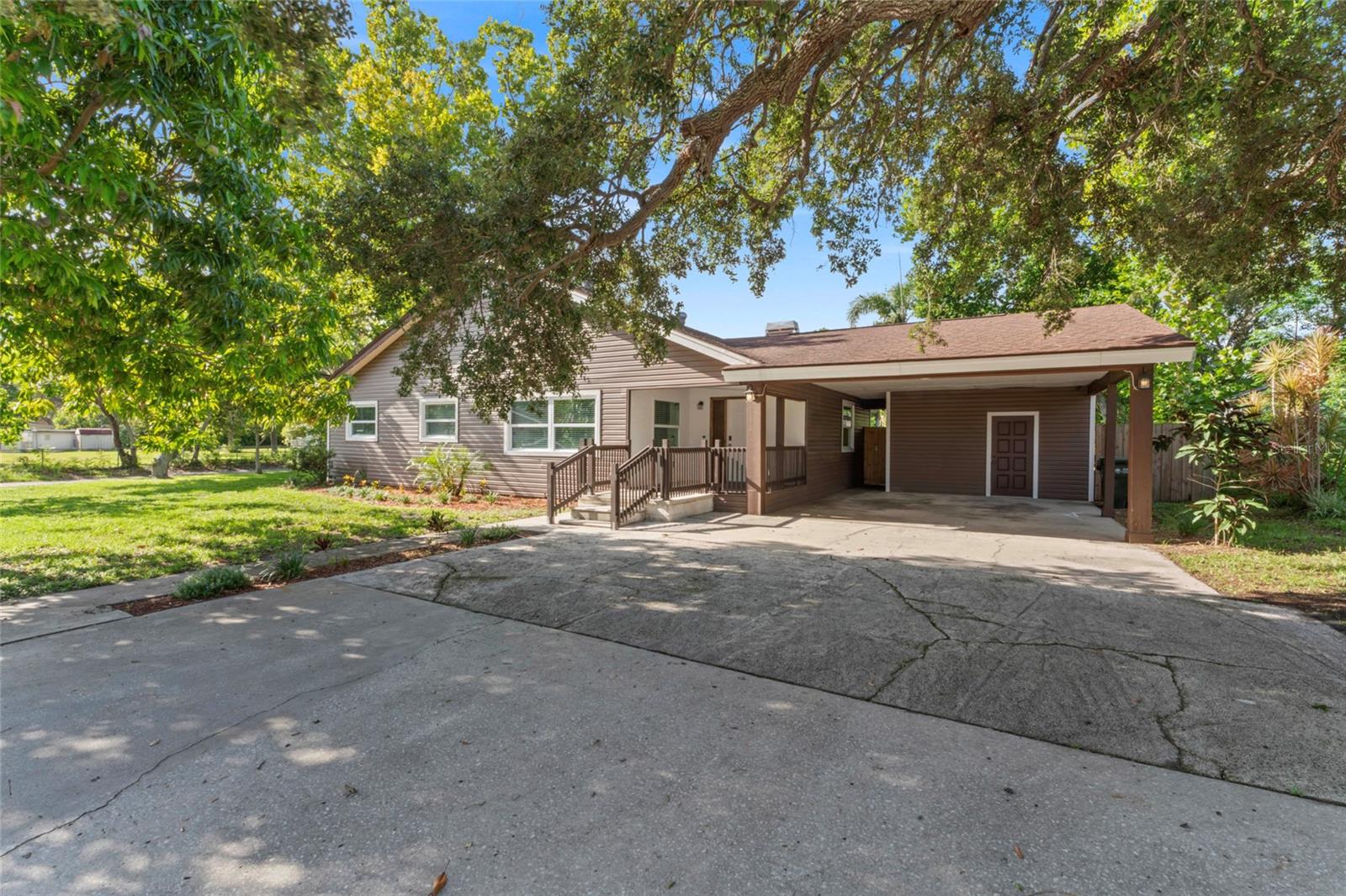 1127 WYATT ST N, CLEARWATER, FL, 33756