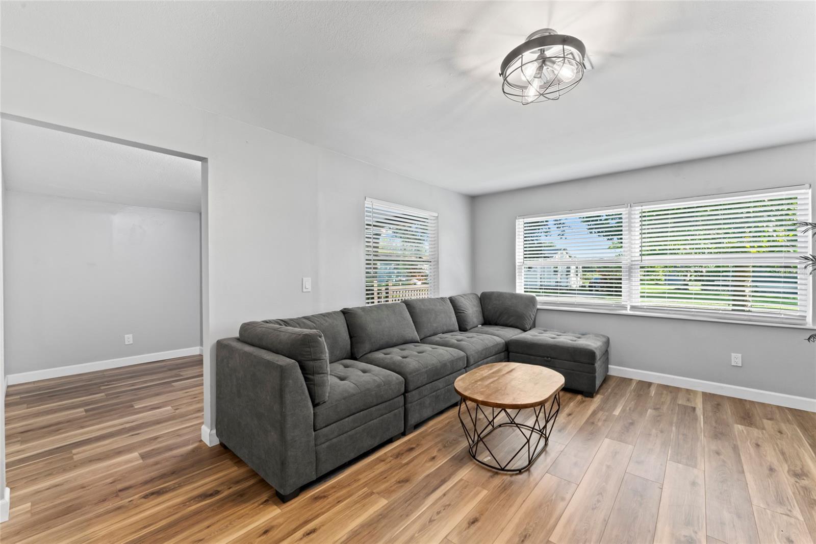 1127 WYATT ST N, CLEARWATER, FL, 33756