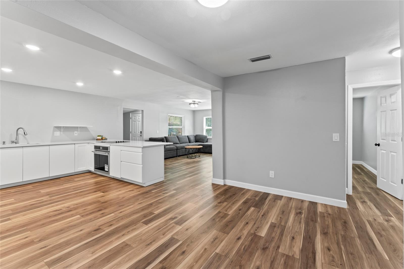 1127 WYATT ST N, CLEARWATER, FL, 33756