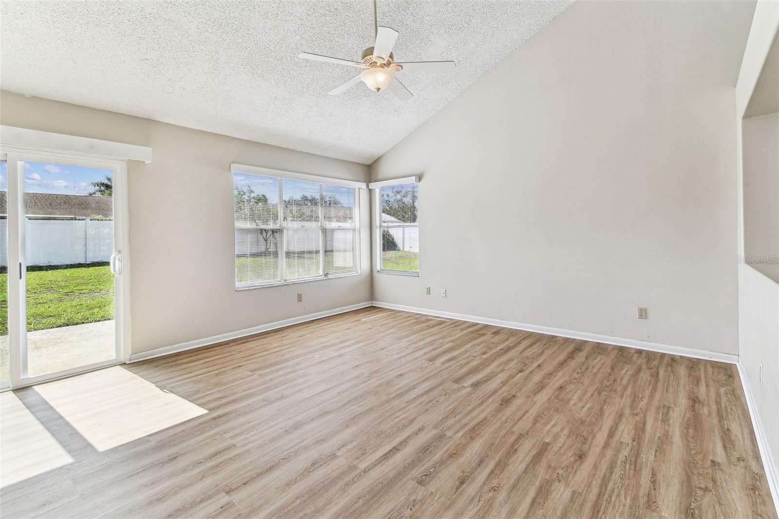 10208 EVENING TRAIL DR, RIVERVIEW, FL, 33569