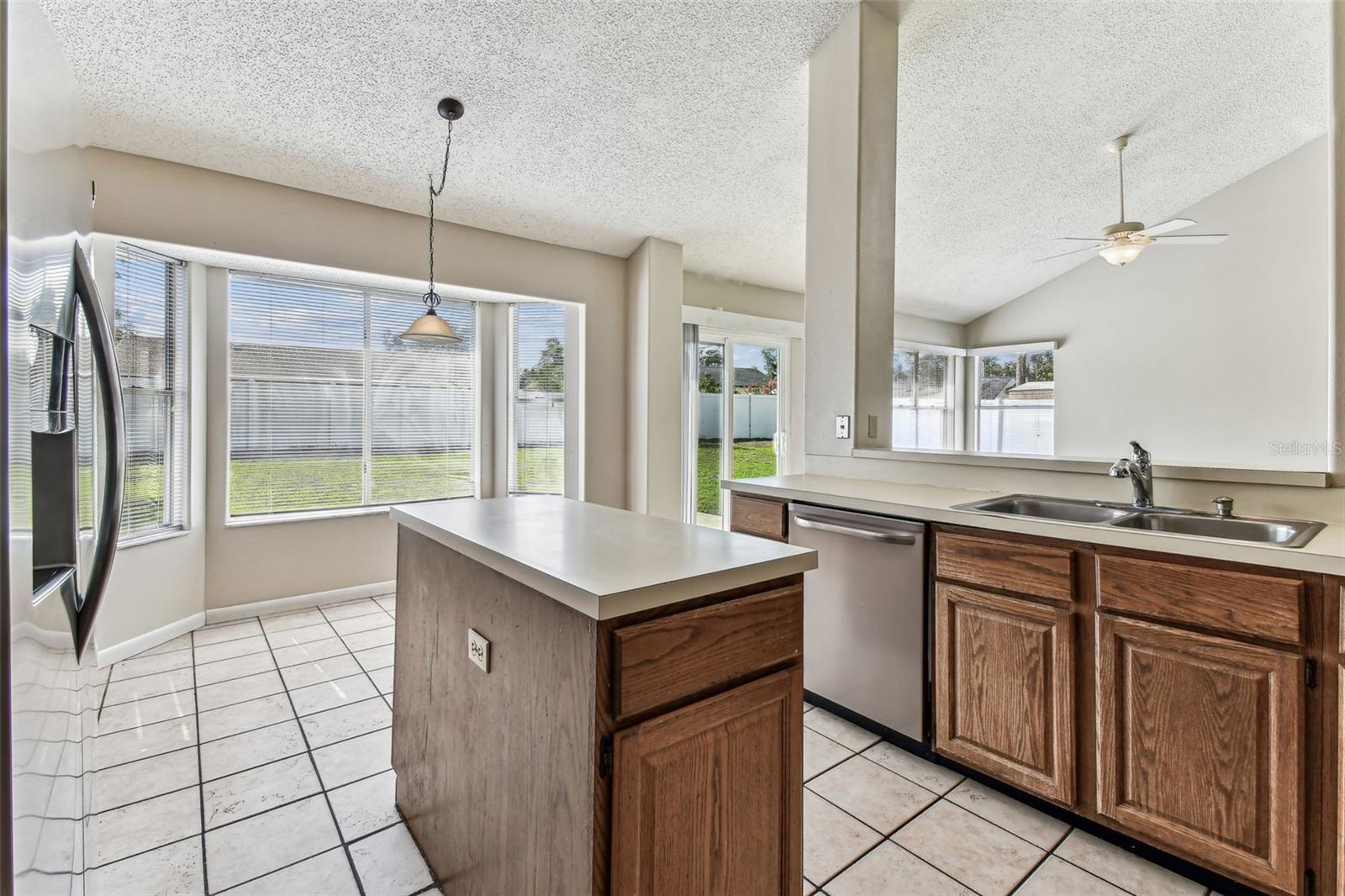 10208 EVENING TRAIL DR, RIVERVIEW, FL, 33569