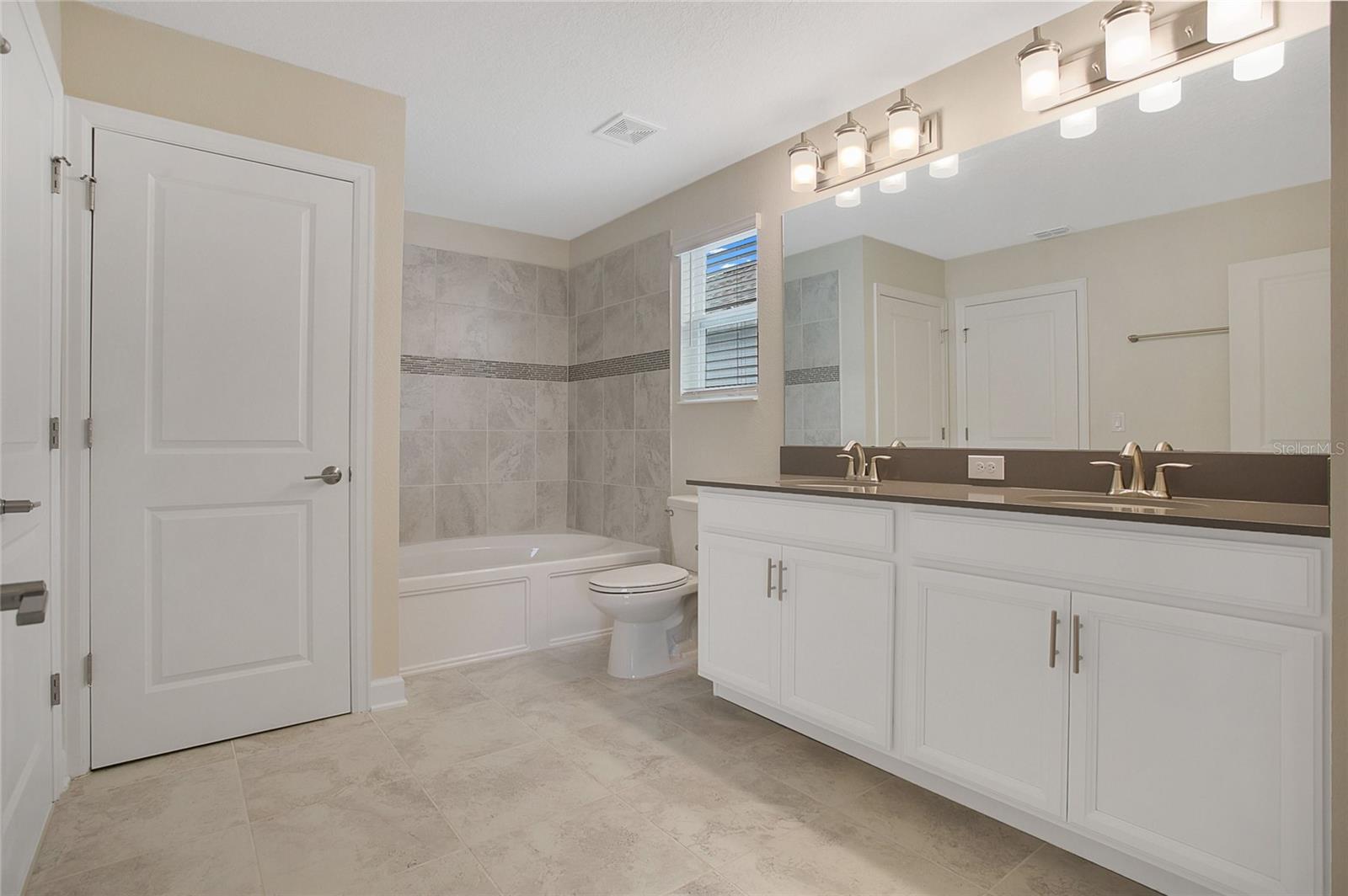 11835 CHARADES ST, ORLANDO, FL, 32832