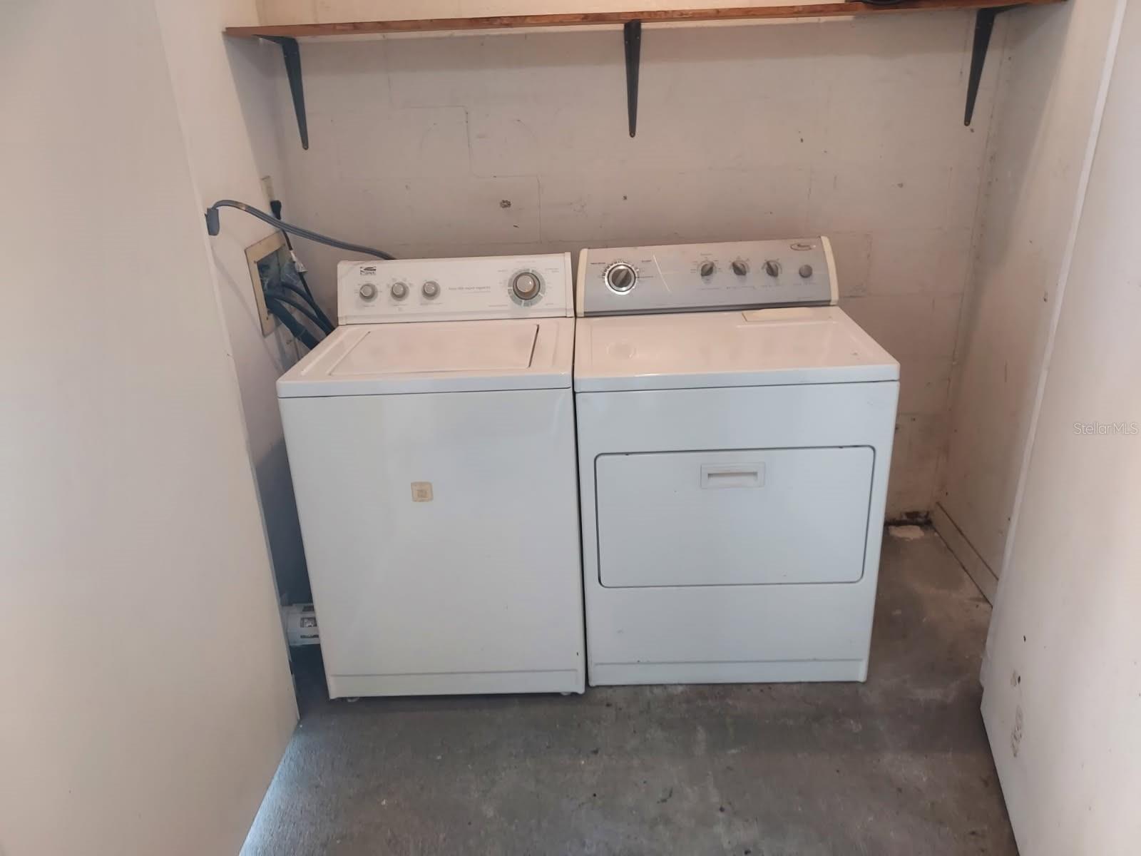 4111 ASHFORD GREEN PL #B203, TAMPA, FL, 33613