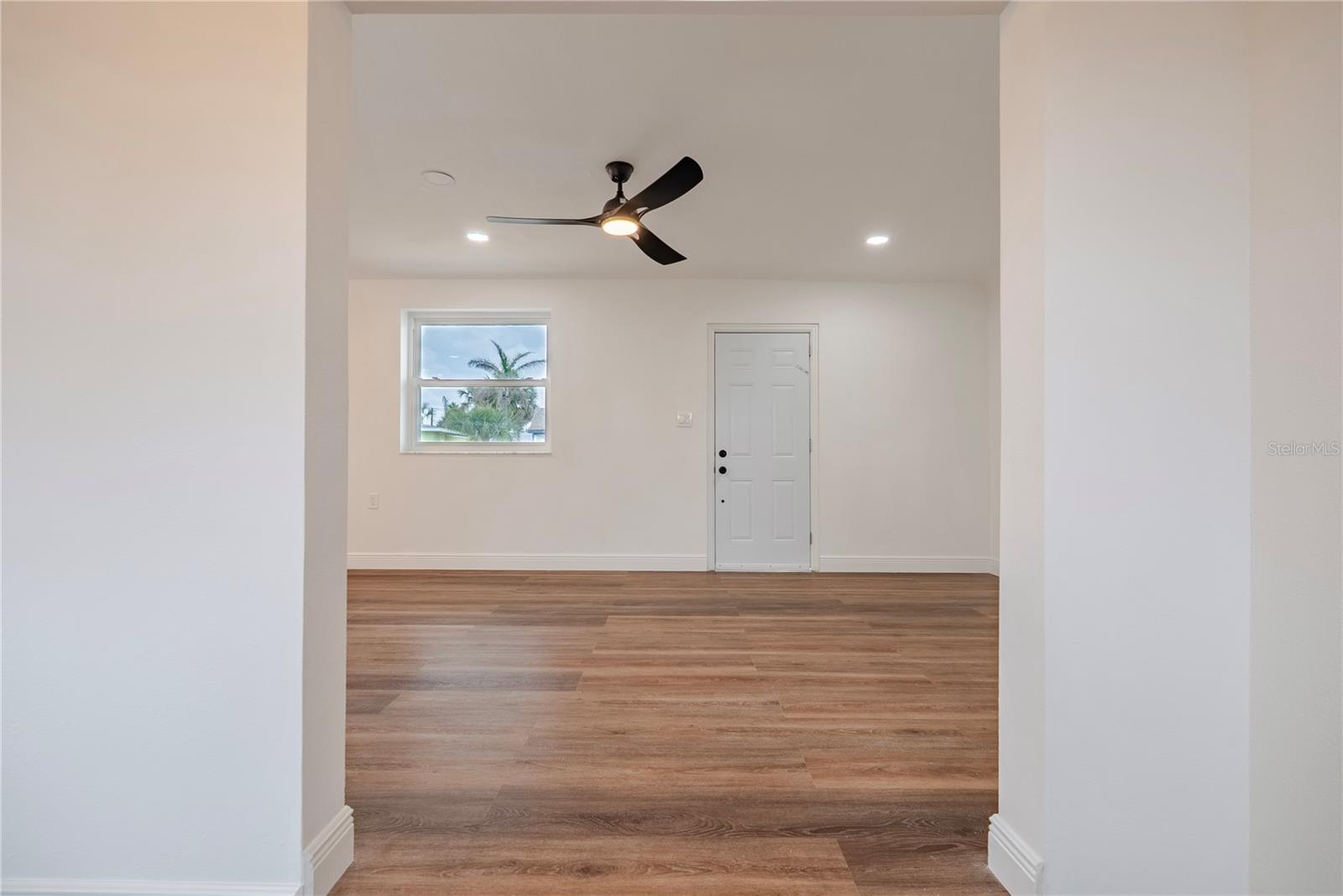 410 VIRGINIA AVE, MADEIRA BEACH, FL, 33708