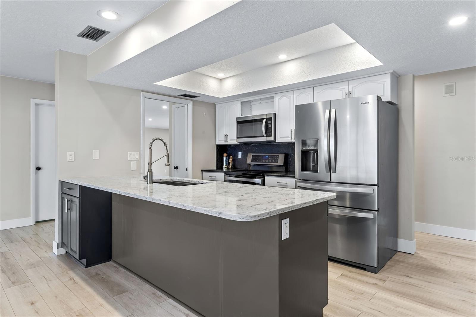 2872 LONG VIEW DR, CLEARWATER, FL, 33761