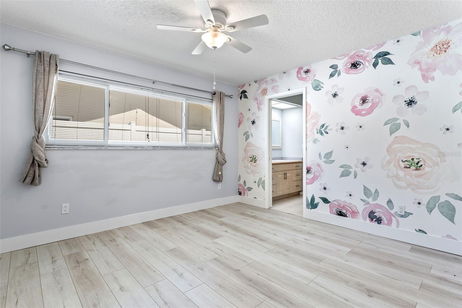 2872 LONG VIEW DR, CLEARWATER, FL, 33761