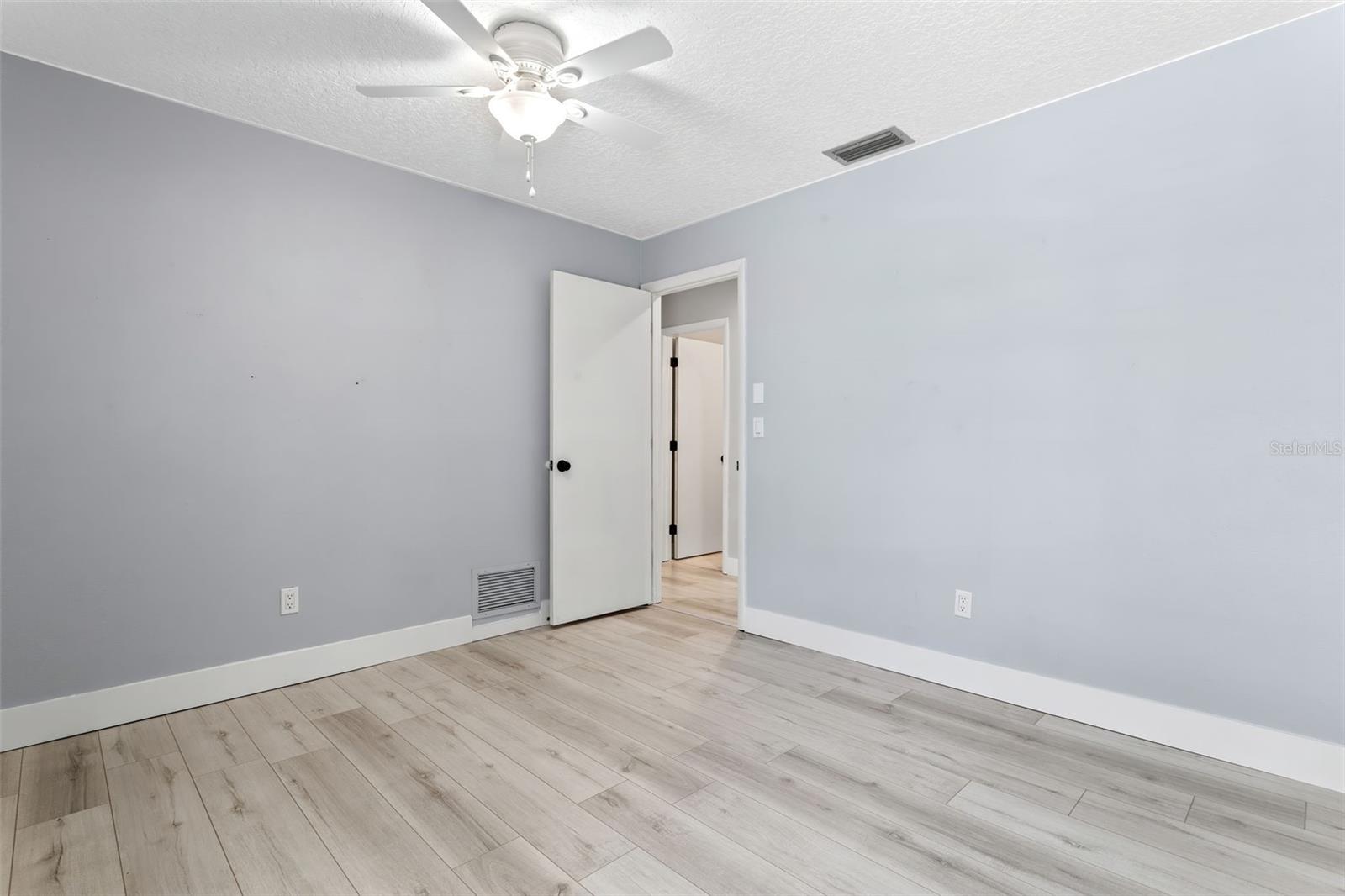 2872 LONG VIEW DR, CLEARWATER, FL, 33761