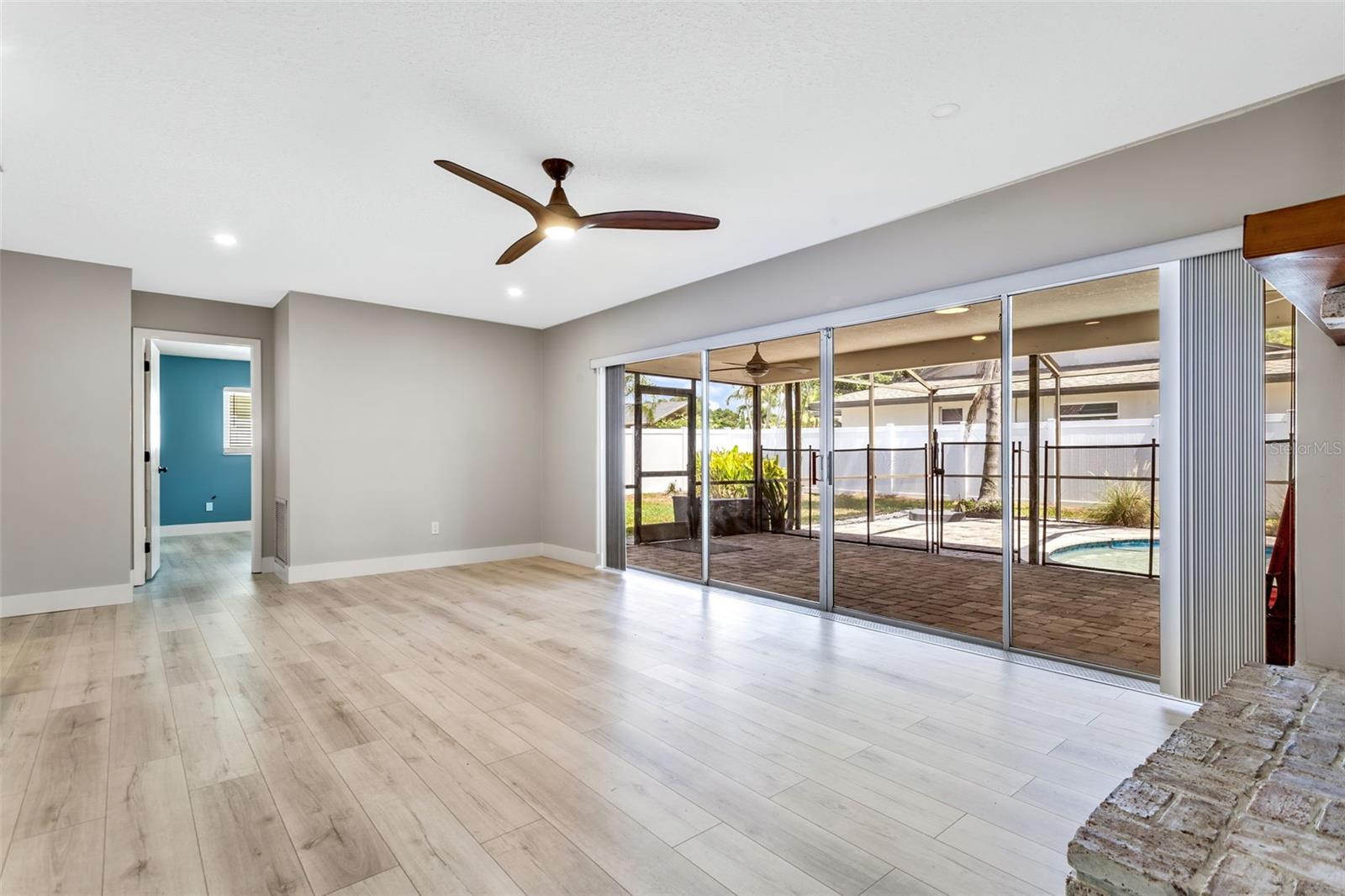 2872 LONG VIEW DR, CLEARWATER, FL, 33761