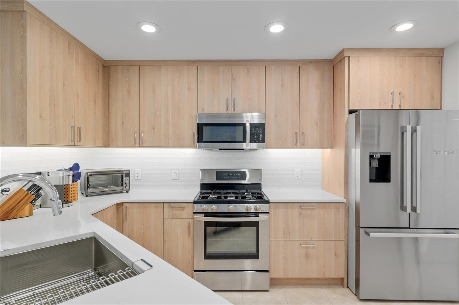 9821 SW 34TH RD, GAINESVILLE, FL, 32608