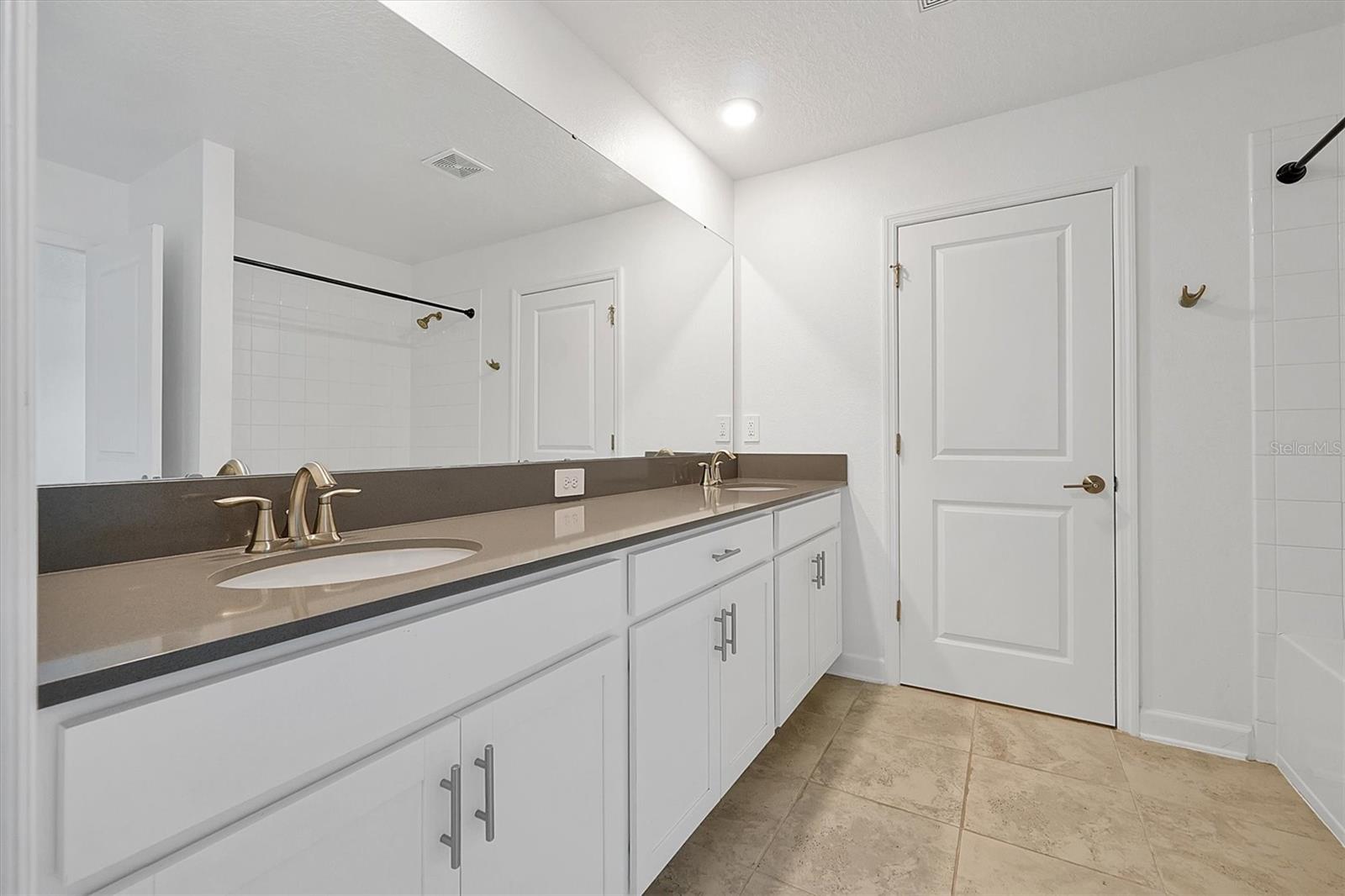 11288 LISTENING DR, ORLANDO, FL, 32832