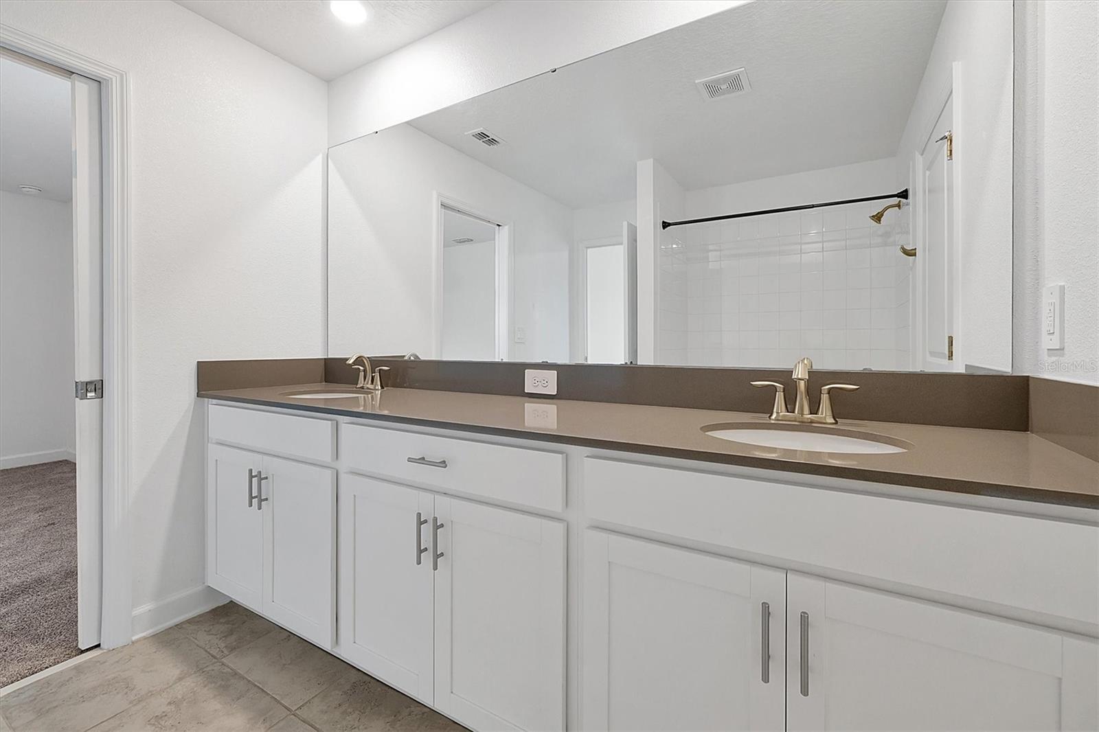 11288 LISTENING DR, ORLANDO, FL, 32832