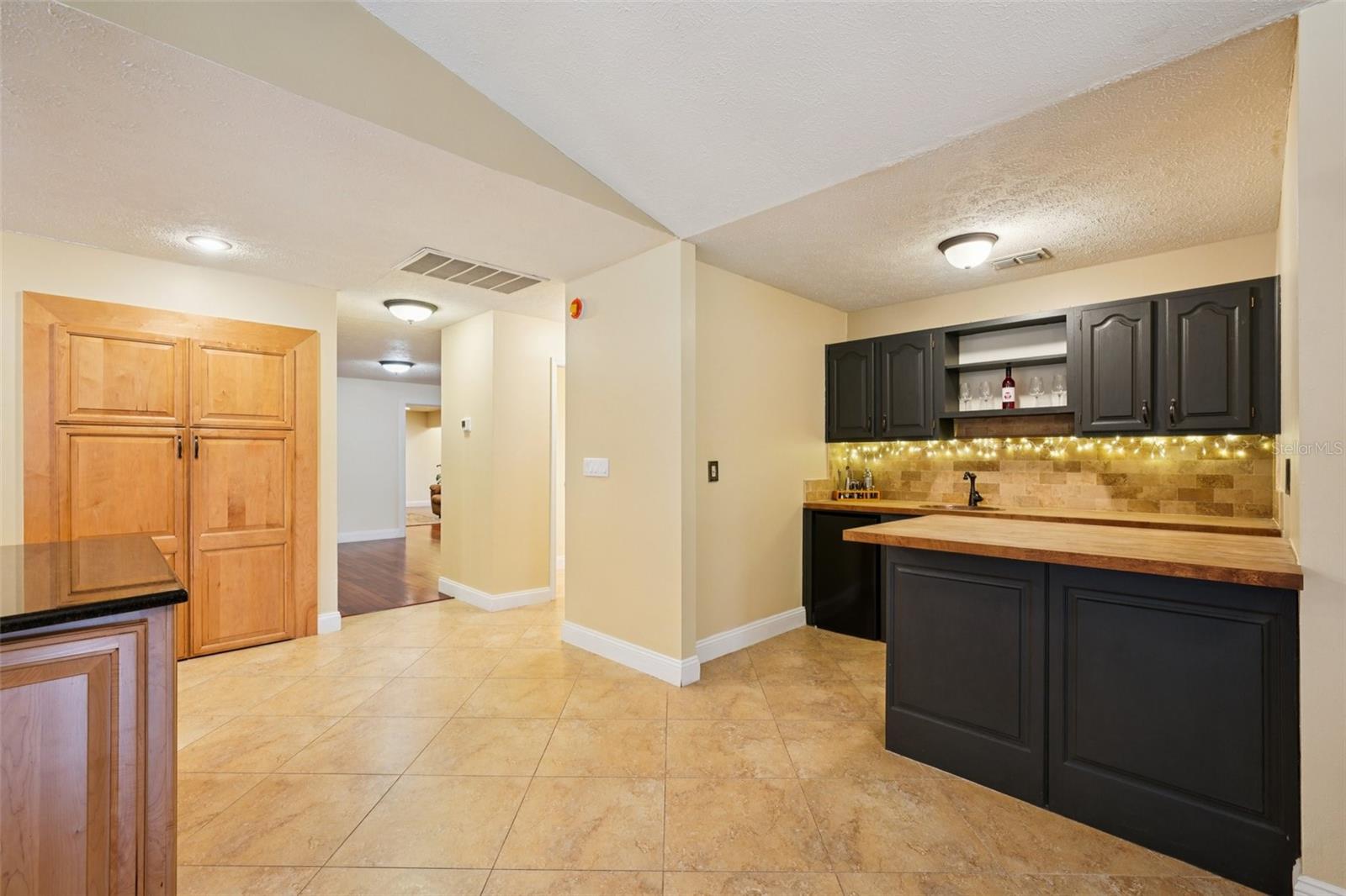 25238 BUNTING CIR, LAND O LAKES, FL, 34639