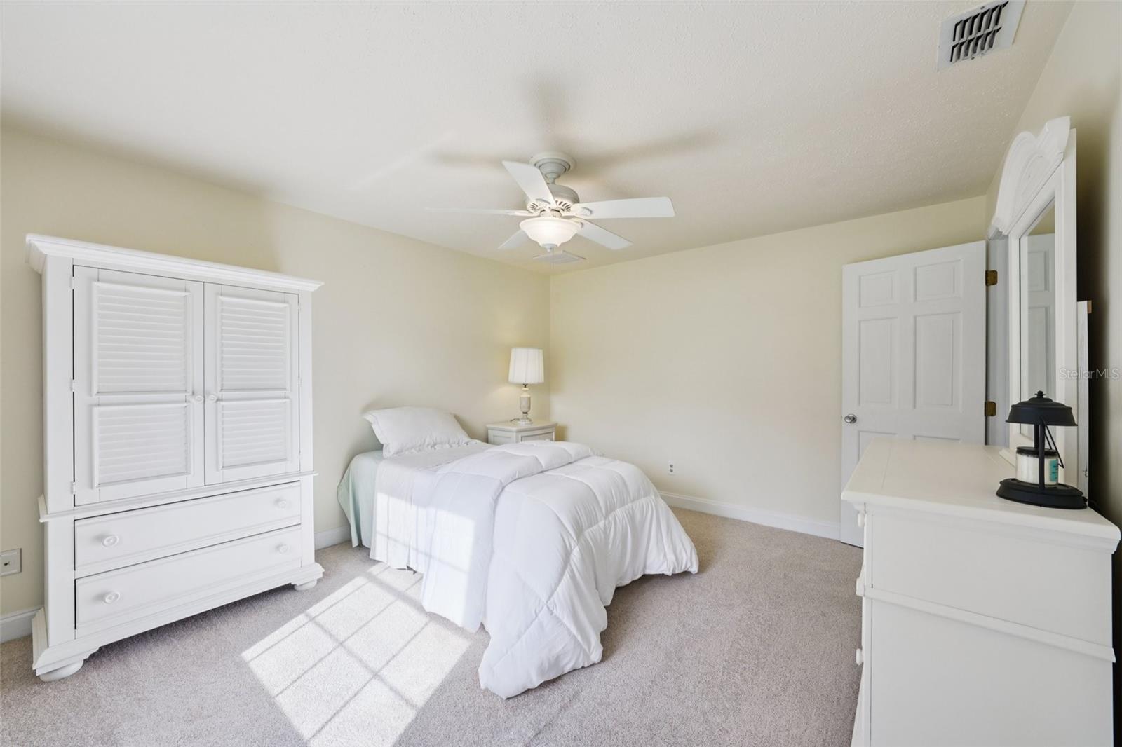 25238 BUNTING CIR, LAND O LAKES, FL, 34639