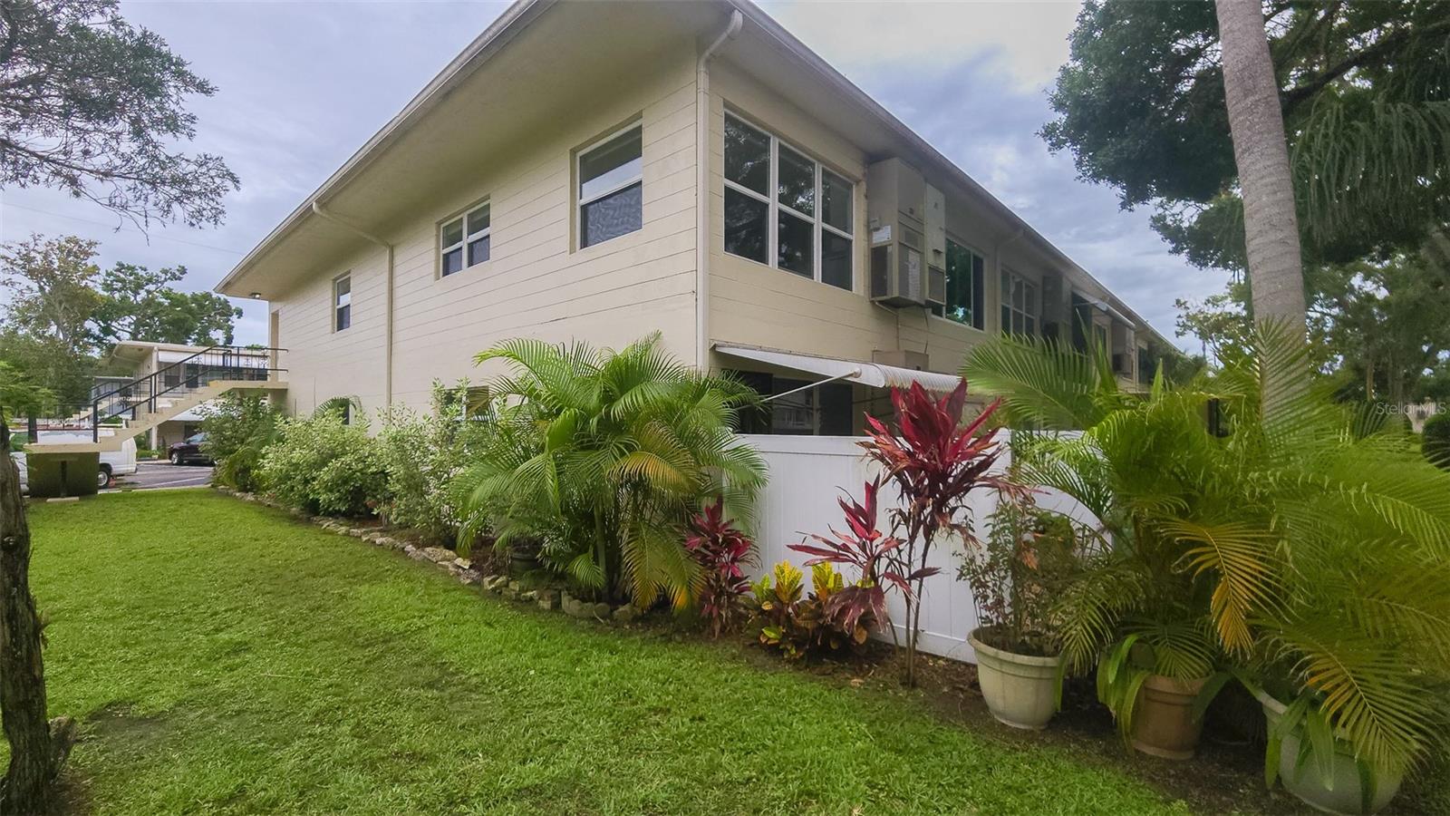 4154 56TH ST N #720, KENNETH CITY, FL, 33709