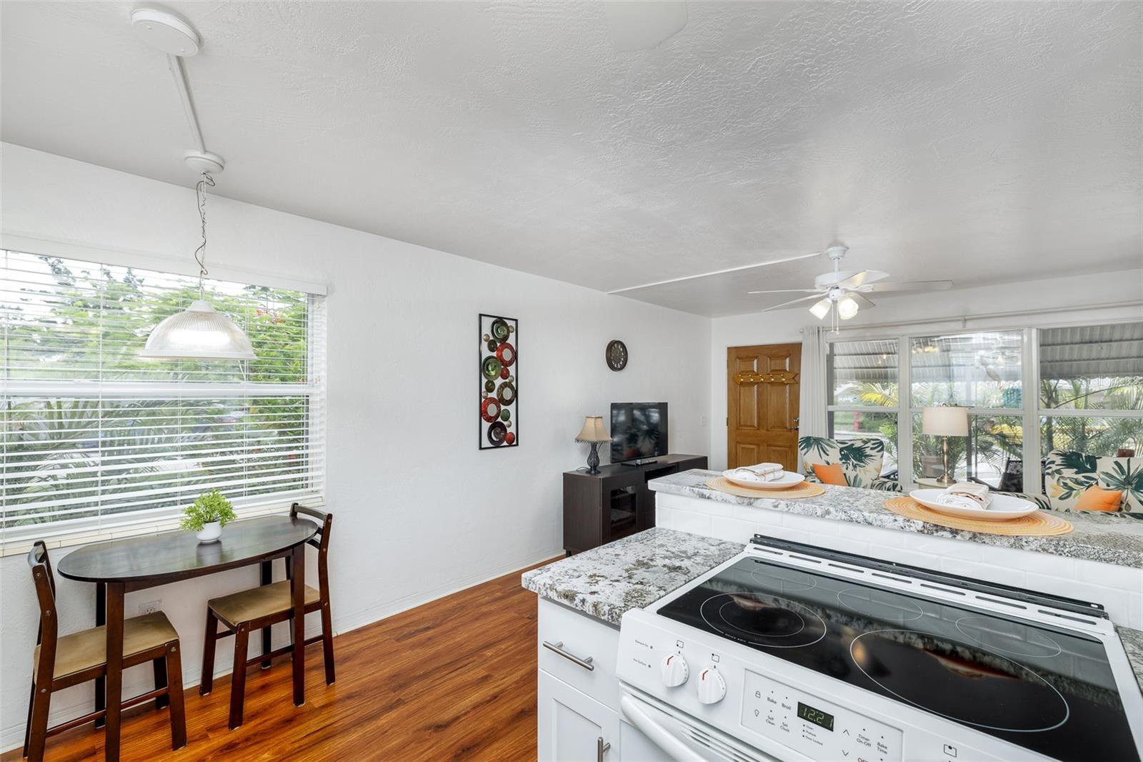 4154 56TH ST N #720, KENNETH CITY, FL, 33709