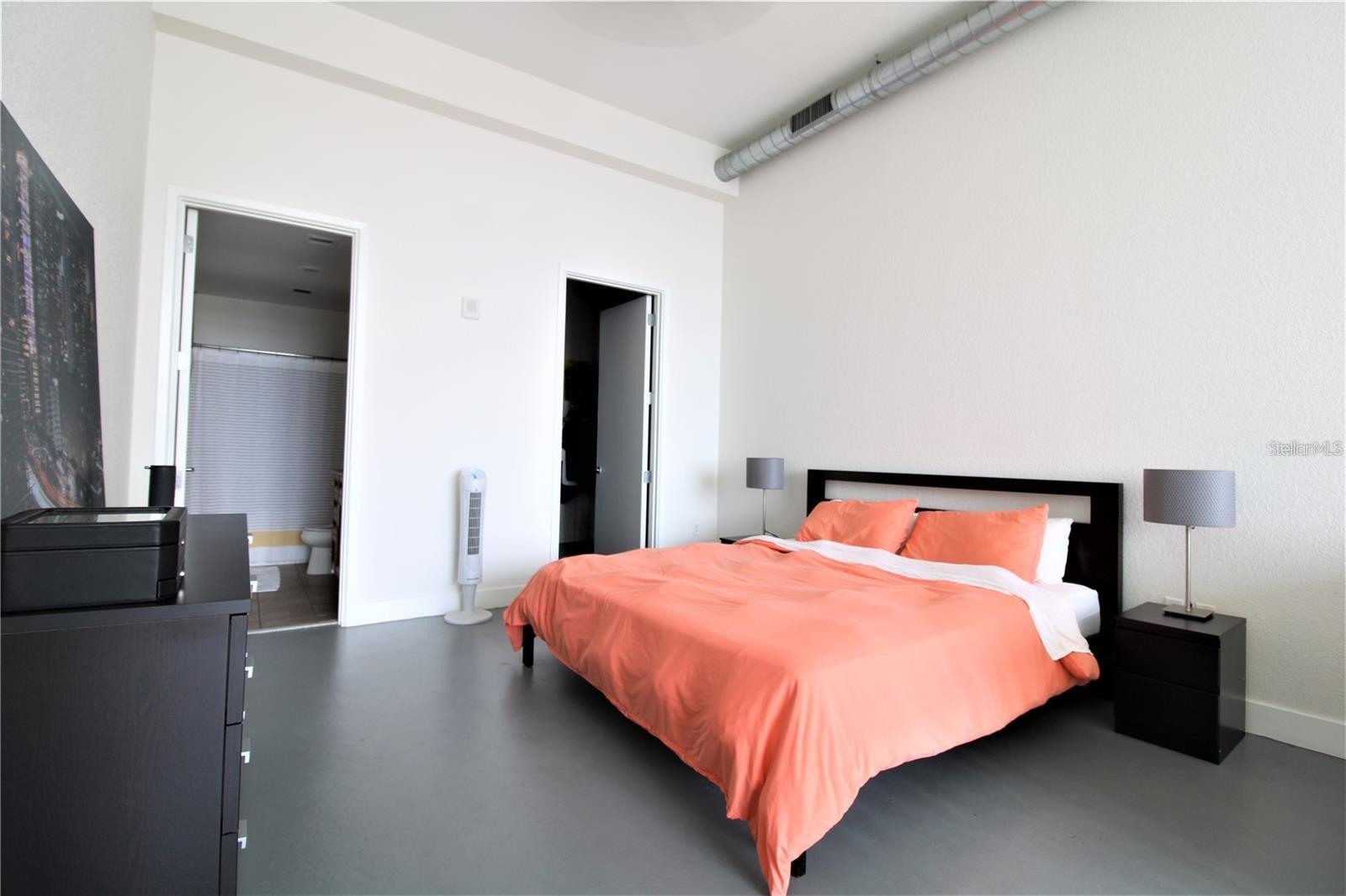 150 E ROBINSON #4A-5, ORLANDO, FL, 32801