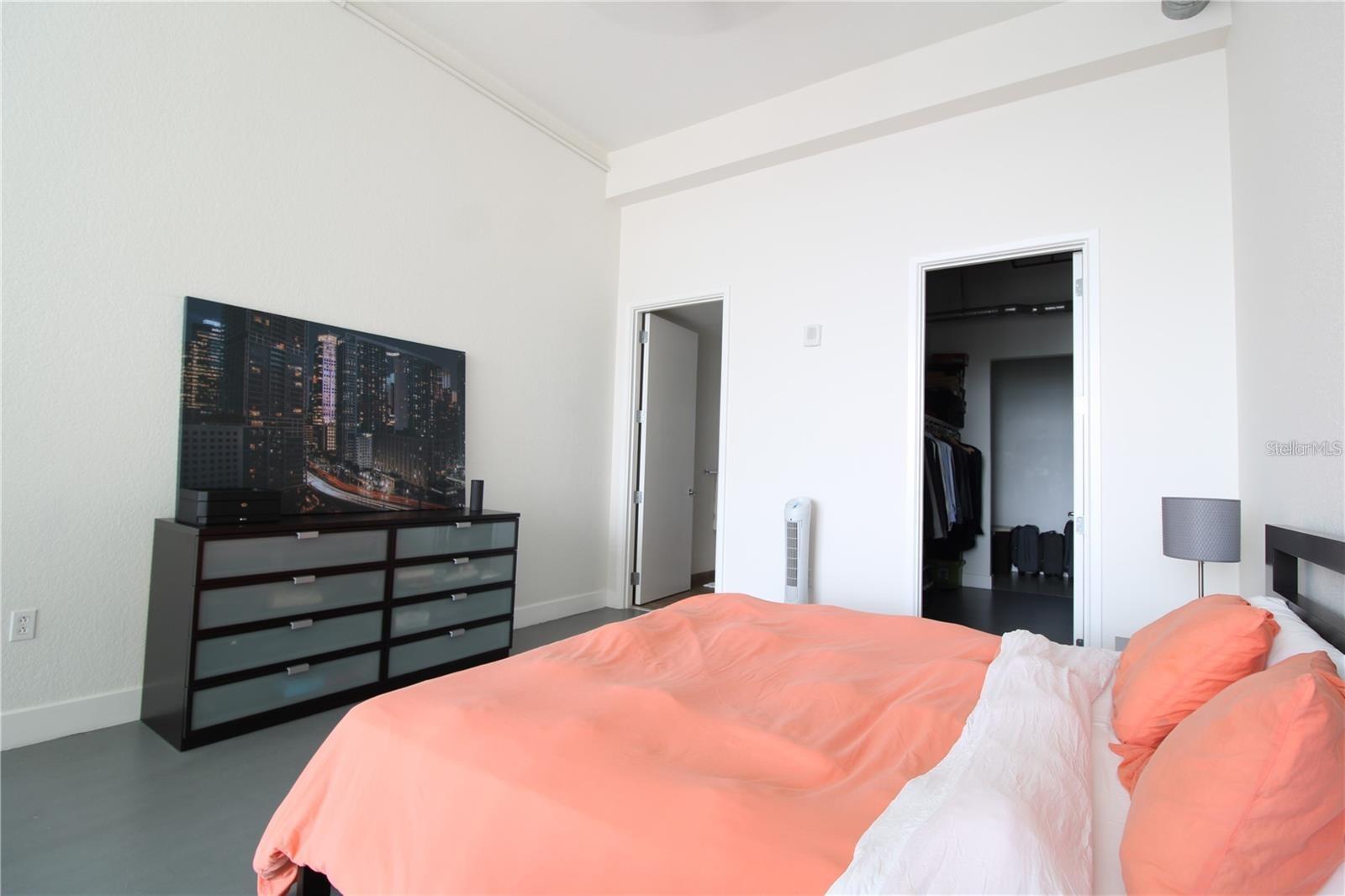 150 E ROBINSON #4A-5, ORLANDO, FL, 32801