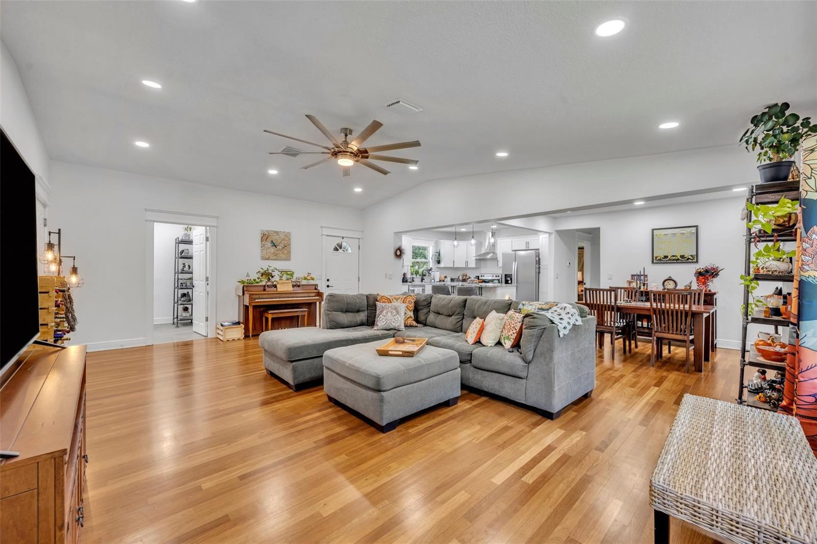 13091 OLD CRYSTAL RIVER RD, BROOKSVILLE, FL, 34601