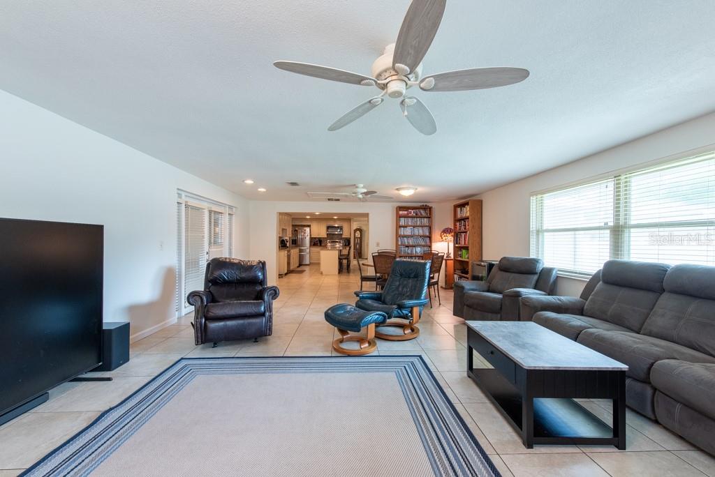 3509 KING GEORGE LN, SEFFNER, FL, 33584