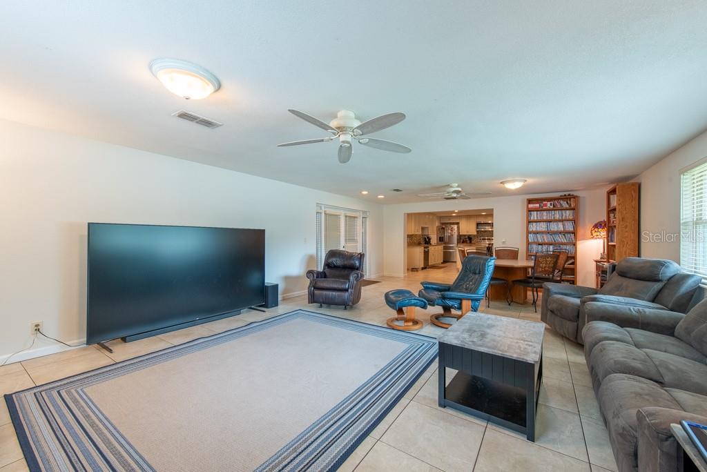 3509 KING GEORGE LN, SEFFNER, FL, 33584