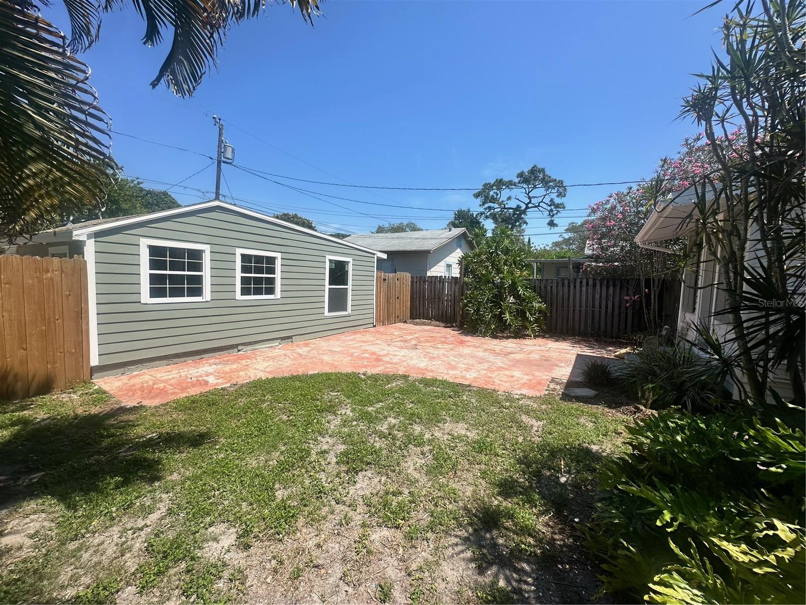 4221 BURLINGTON AVE N, ST PETERSBURG, FL, 33713