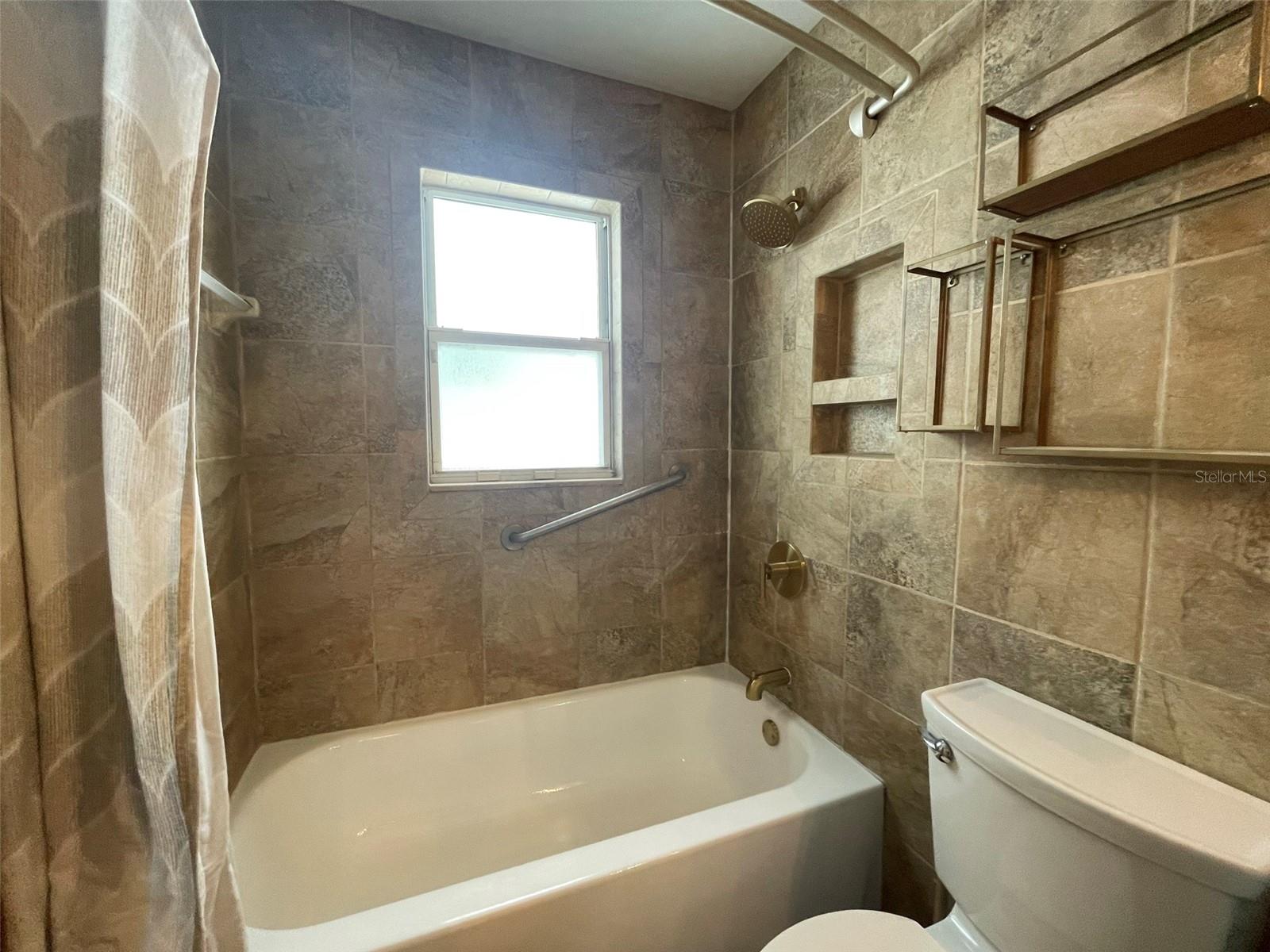 4221 BURLINGTON AVE N, ST PETERSBURG, FL, 33713