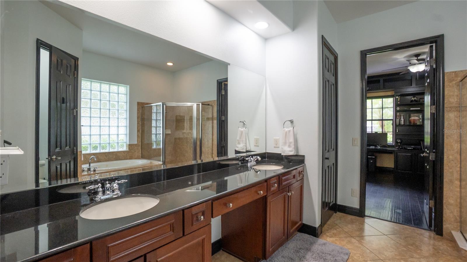 20023 PERGOLA BEND LN, TAMPA, FL, 33647