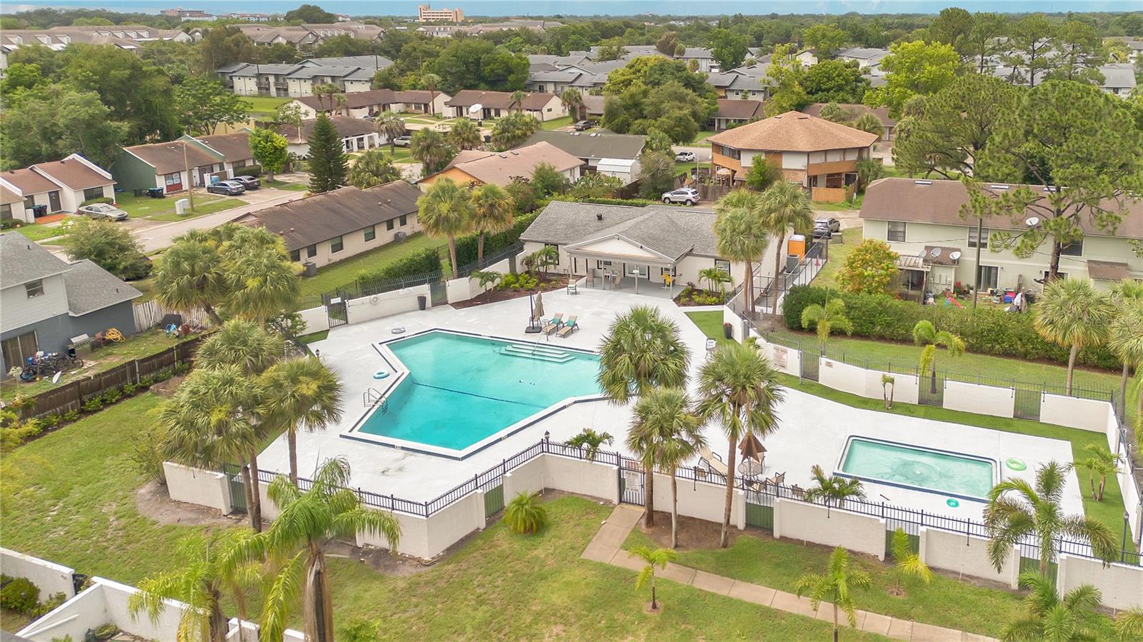 5662 ROYAL PINE BLVD #24, ORLANDO, FL, 32807