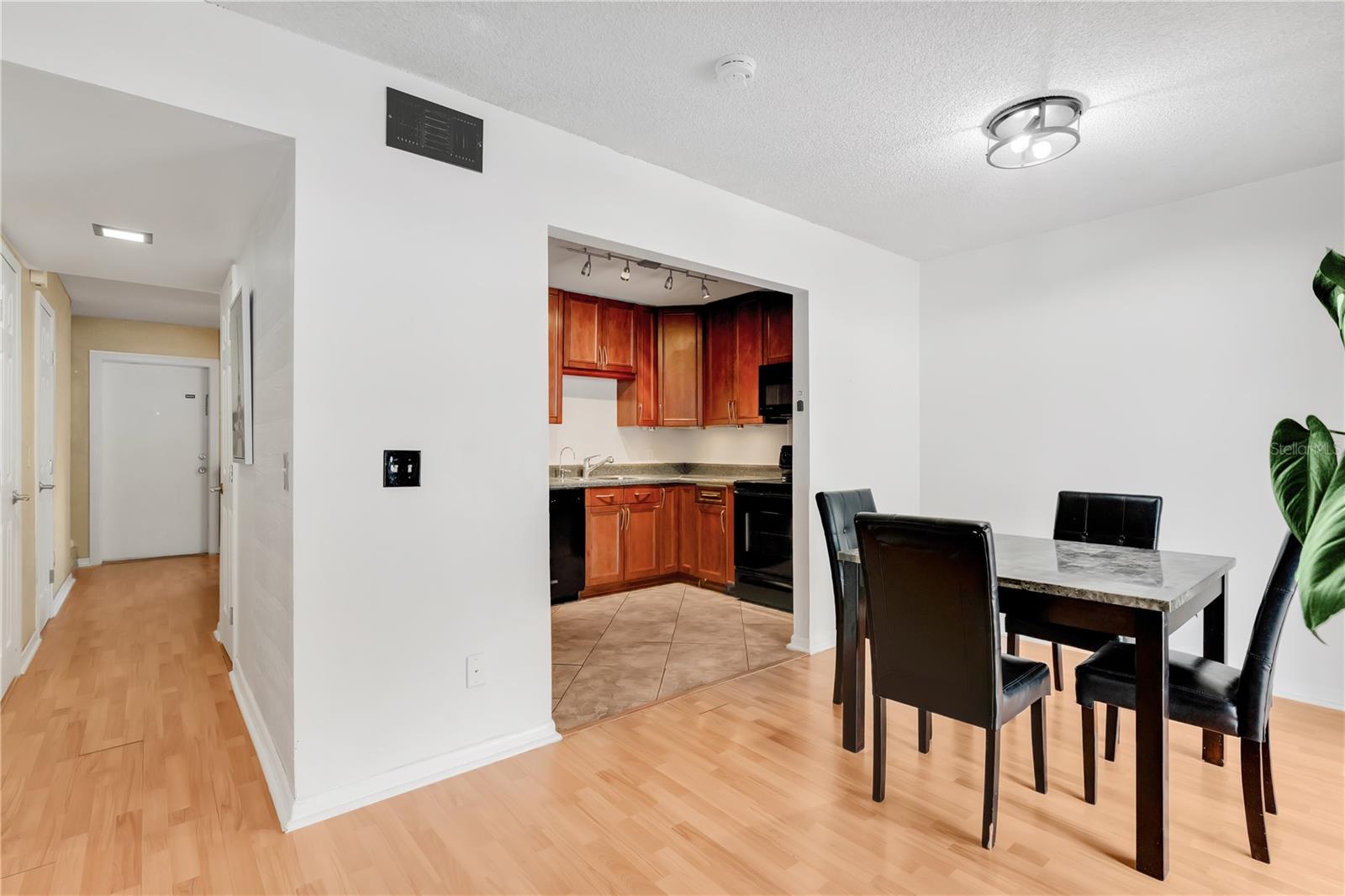 5662 ROYAL PINE BLVD #24, ORLANDO, FL, 32807