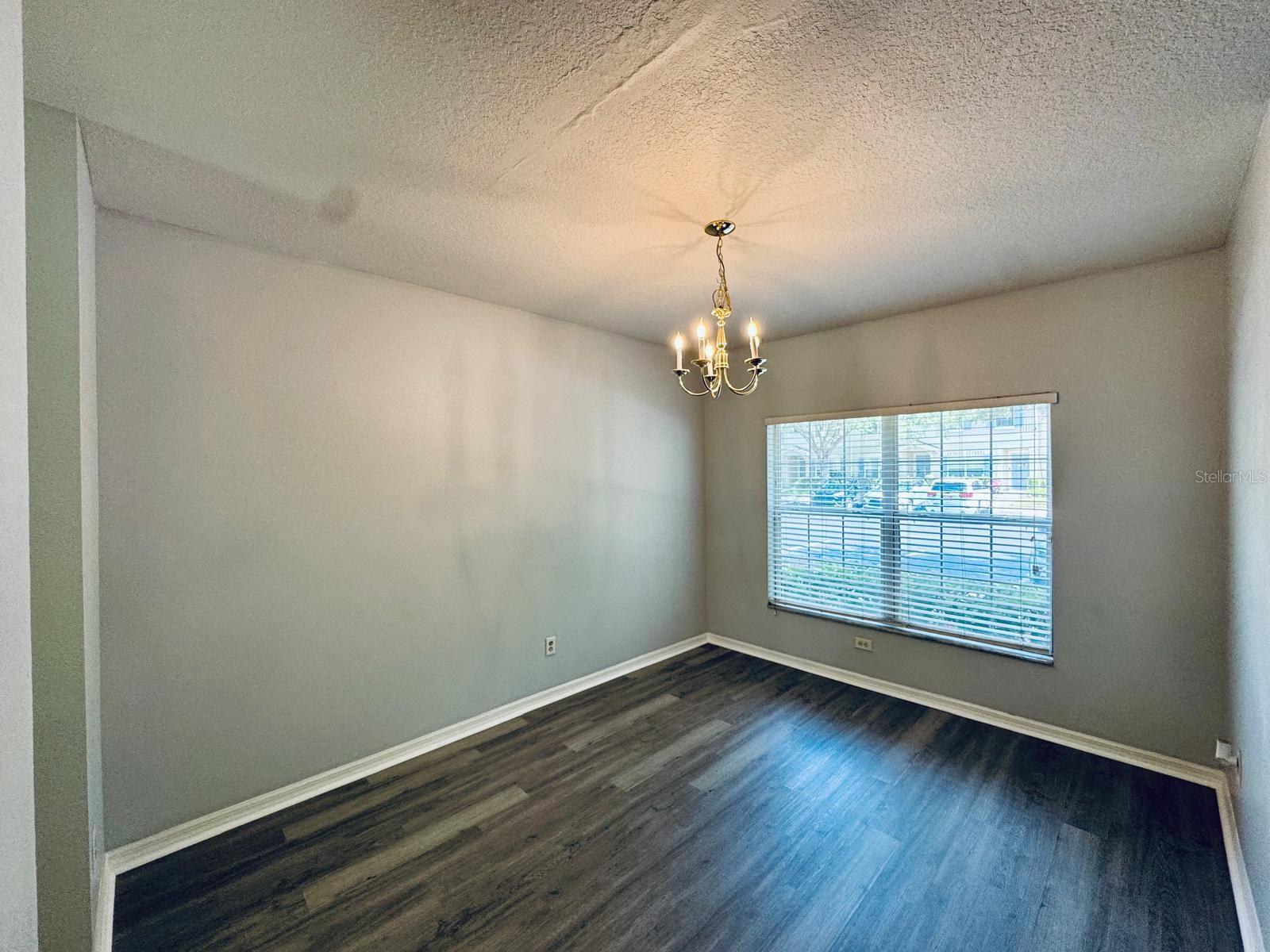 15833 FISHHAWK FALLS DR, LITHIA, FL, 33547