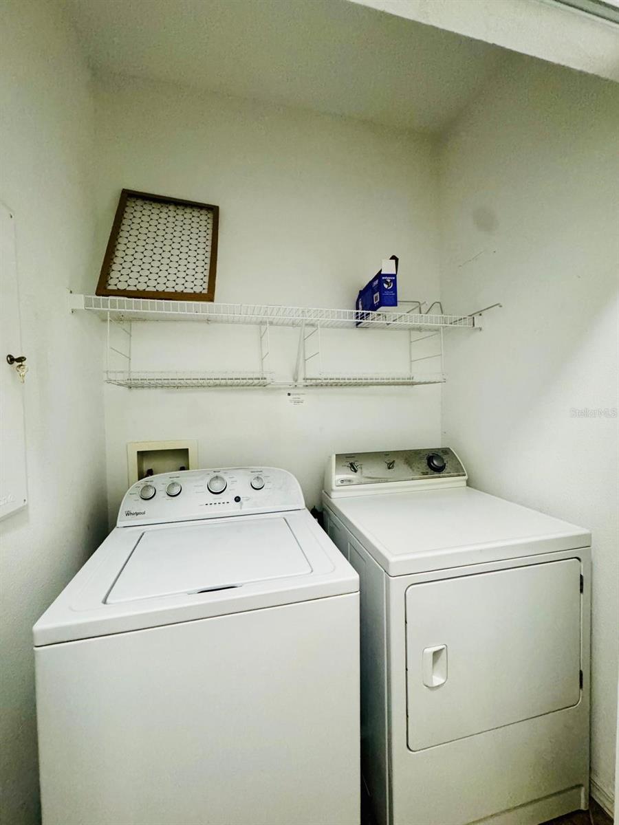 15833 FISHHAWK FALLS DR, LITHIA, FL, 33547