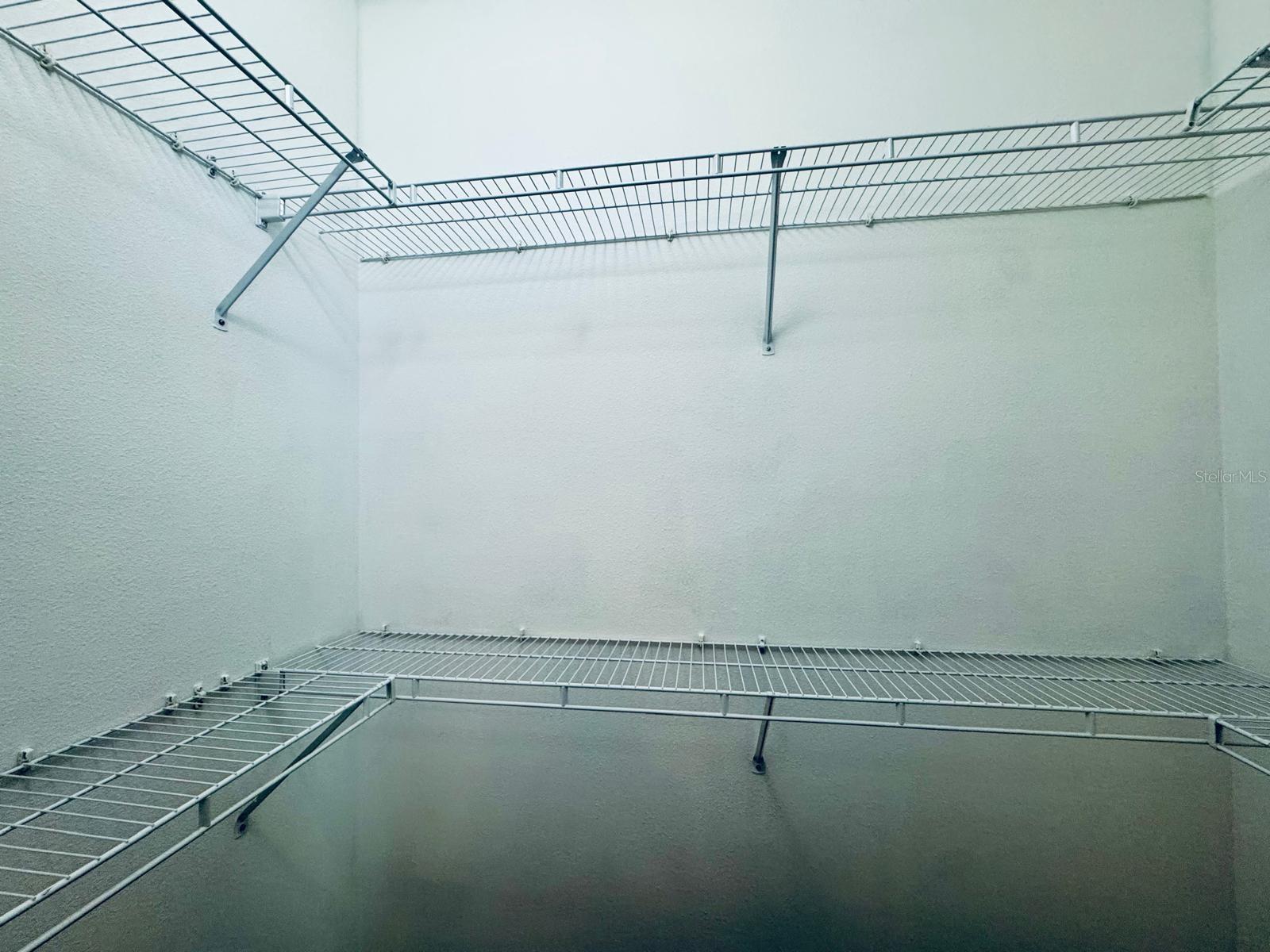 15833 FISHHAWK FALLS DR, LITHIA, FL, 33547