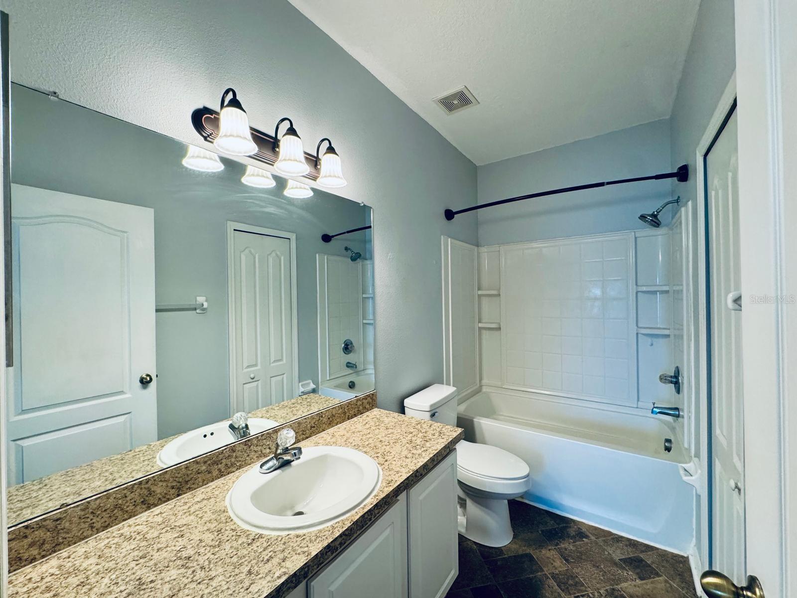 15833 FISHHAWK FALLS DR, LITHIA, FL, 33547