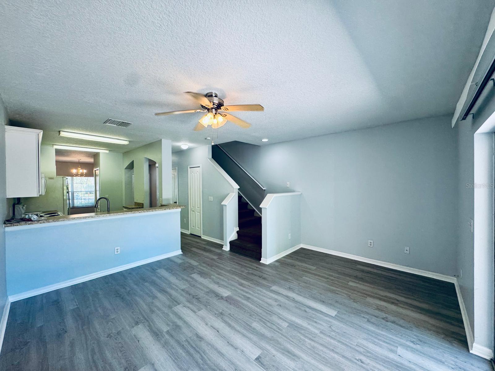 15833 FISHHAWK FALLS DR, LITHIA, FL, 33547