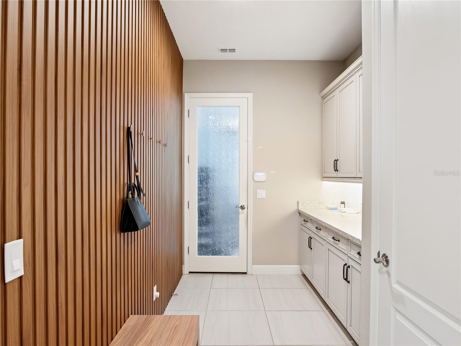 1265 ESTANCIA WOODS LOOP, WINDERMERE, FL, 34786