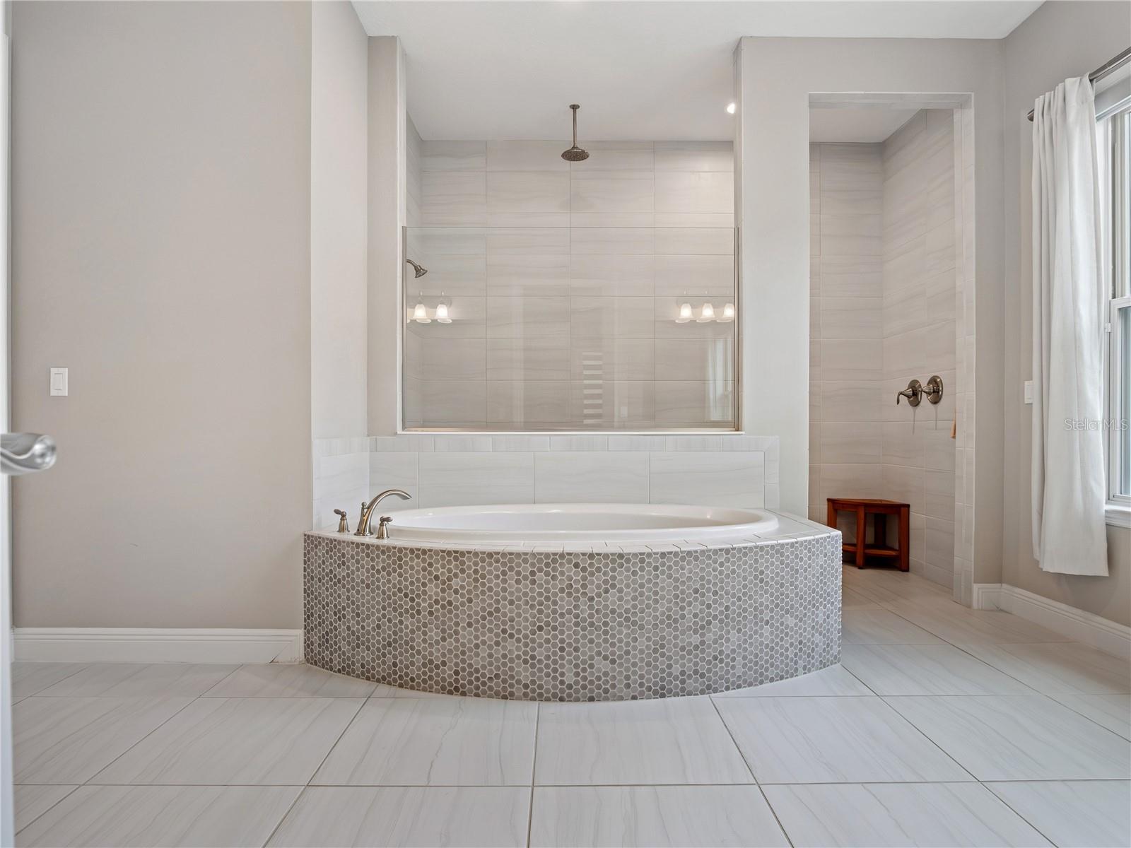 1265 ESTANCIA WOODS LOOP, WINDERMERE, FL, 34786