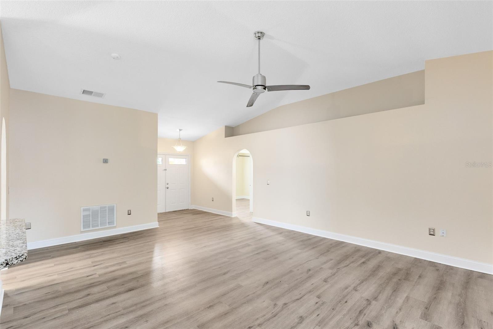 3224 HOLLAND DR, ORLANDO, FL, 32825