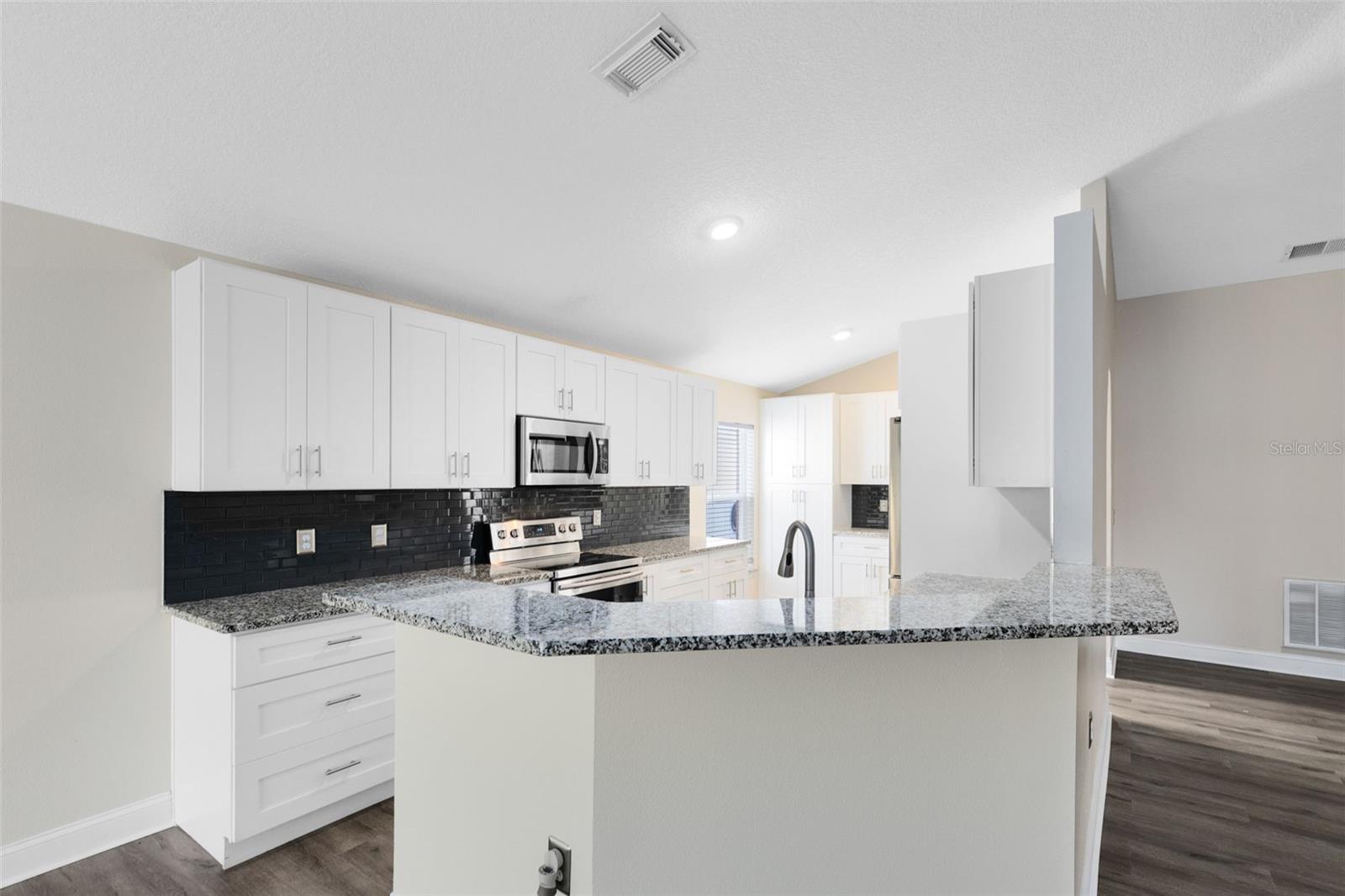 3224 HOLLAND DR, ORLANDO, FL, 32825