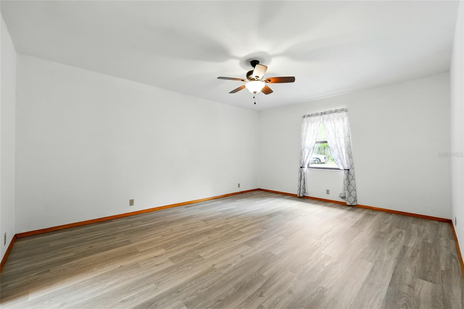 405 64TH ST, INTERLACHEN, FL, 32148