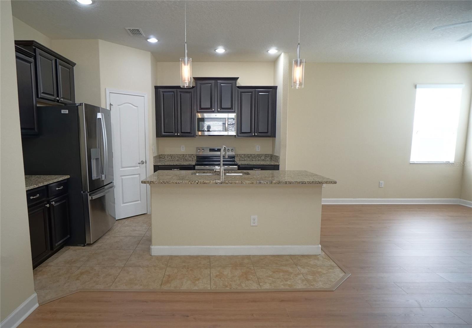 2822 LANTERN HILL AVE, BRANDON, FL, 33511